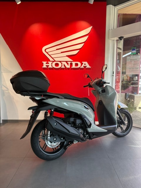 HONDA SH 350 Special Edition-image-2
