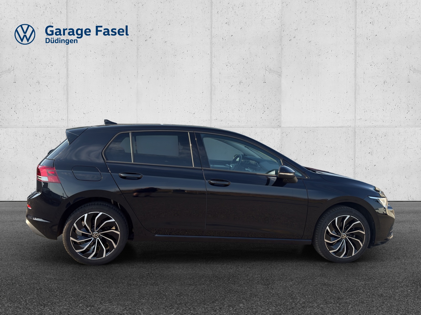 VW Golf 1.5 e TSI ACT 75 Edition DSG-image-5