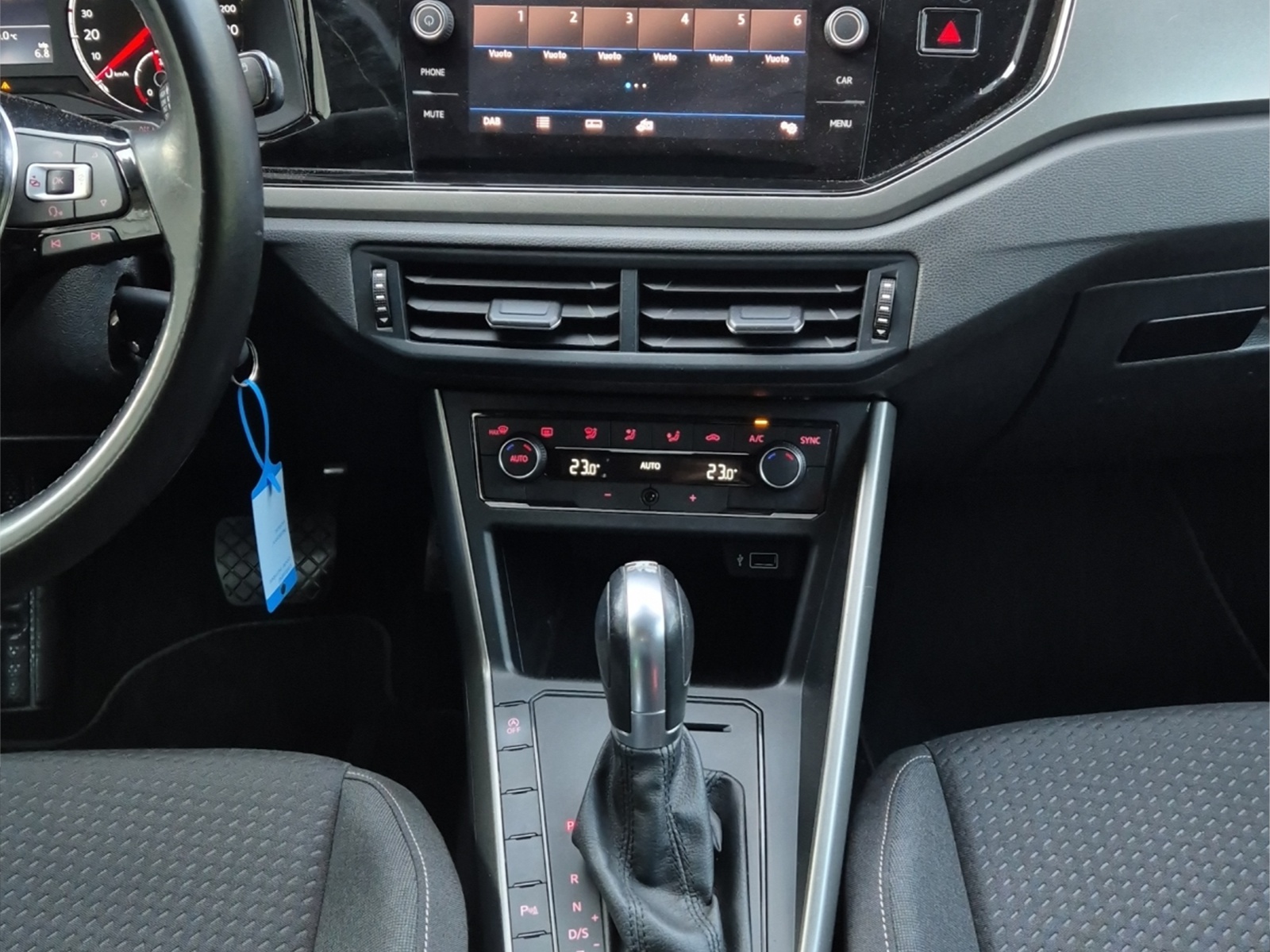 VW Polo 1.0 TSI BMT Comfortline DSG-image-11