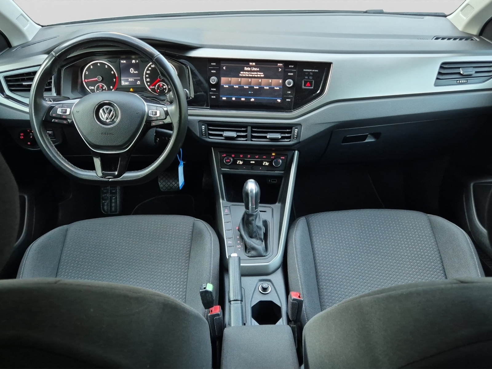 VW Polo 1.0 TSI BMT Comfortline DSG-image-12