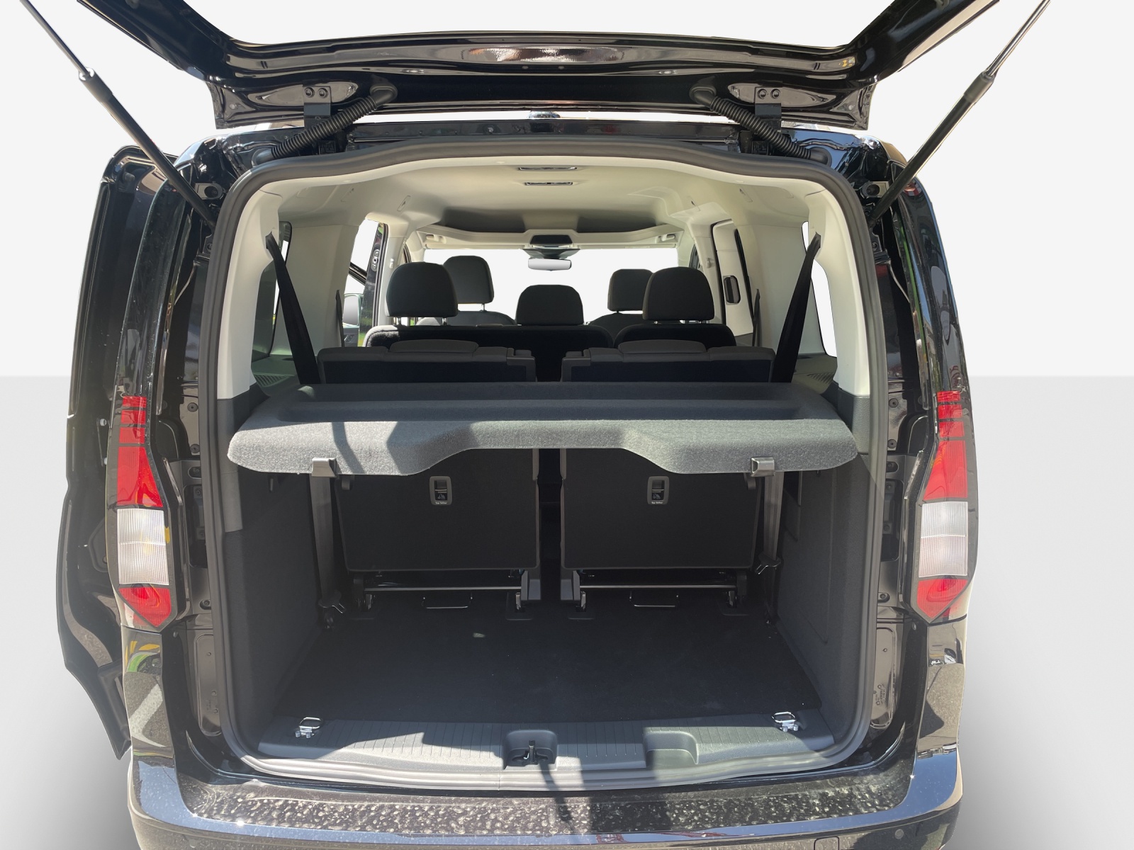 VW Caddy Maxi 2.0 TDI Liberty DSG-image-10