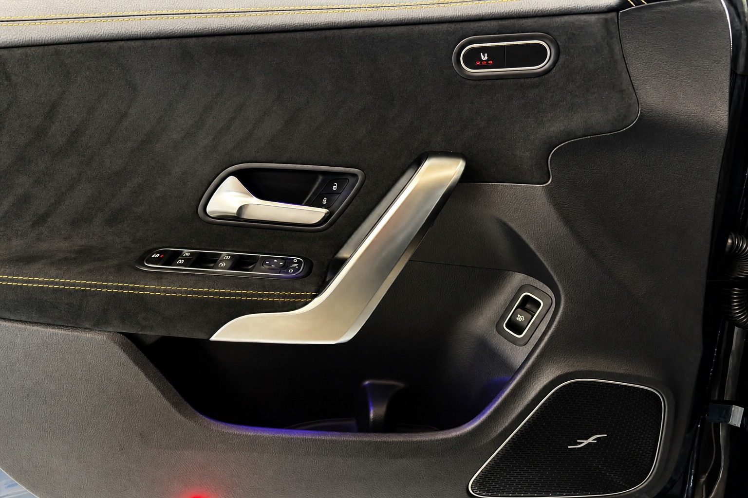 MERCEDES-BENZ CLA 45 S AMG 4Matic+ 8G-DCT-image-8