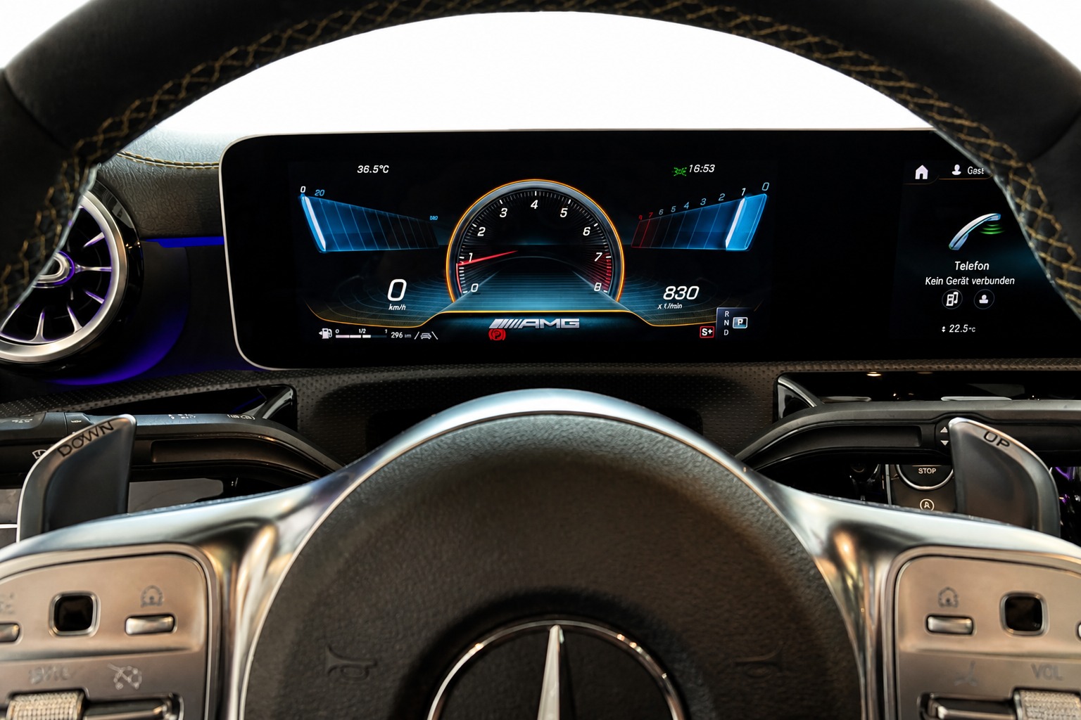 MERCEDES-BENZ CLA 45 S AMG 4Matic+ 8G-DCT-image-12