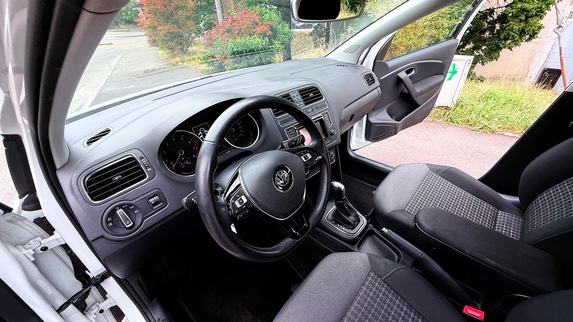 VW Polo 1.2 TSI BMT Comfortline DSG-image-9