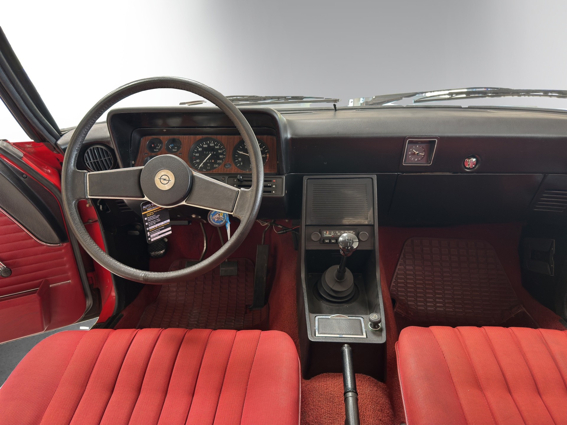 OPEL 1900 Sprint-image-14