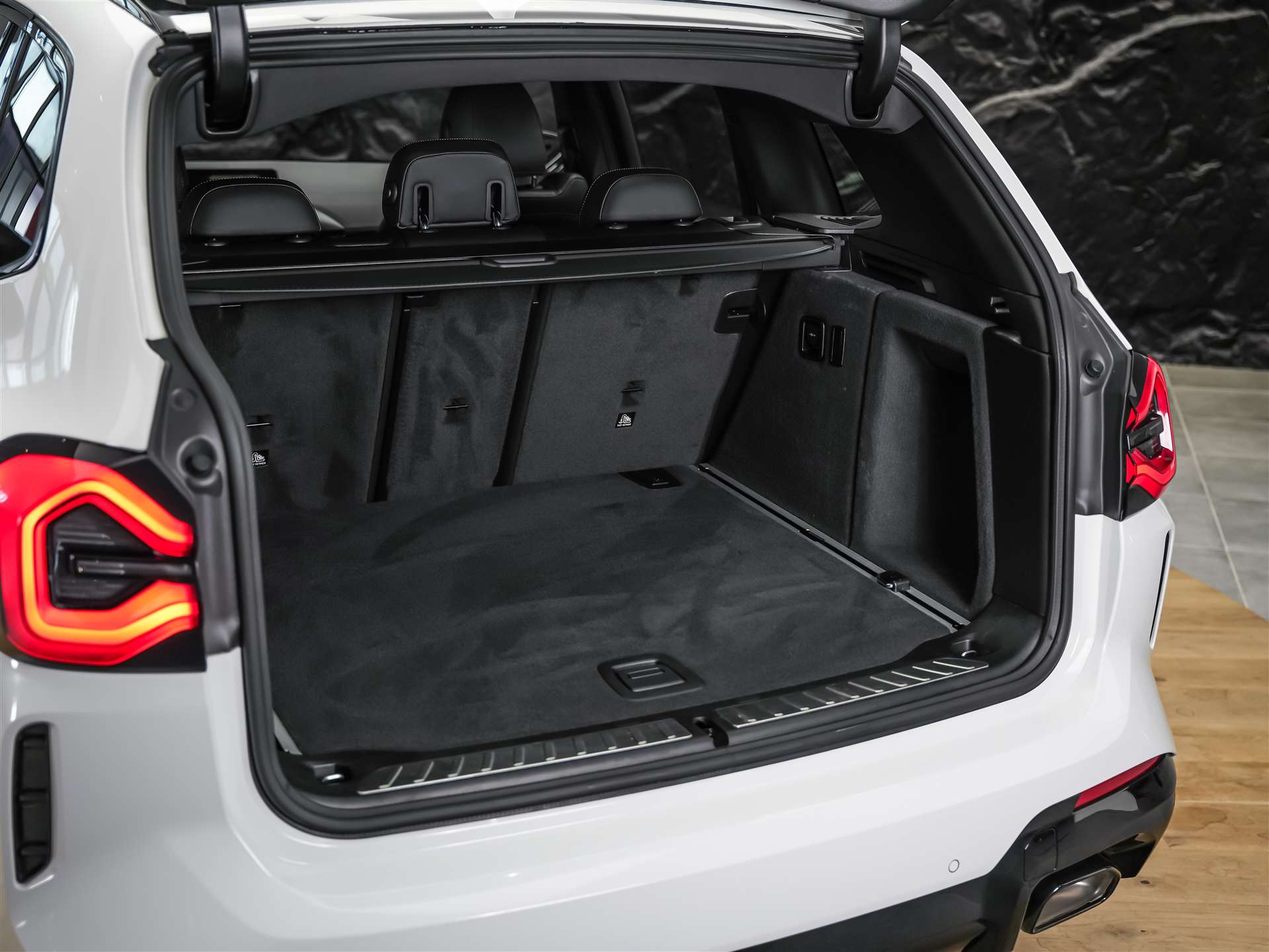 BMW X3 xDrive 20i M Sport Individual *Laser Scheinwerfer*Head Up*Sitzheizung*-image-38
