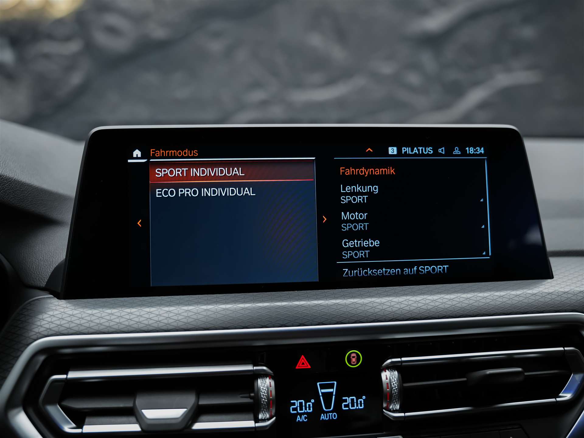 BMW X3 xDrive 20i M Sport Individual *Laser Scheinwerfer*Head Up*Sitzheizung*-image-35