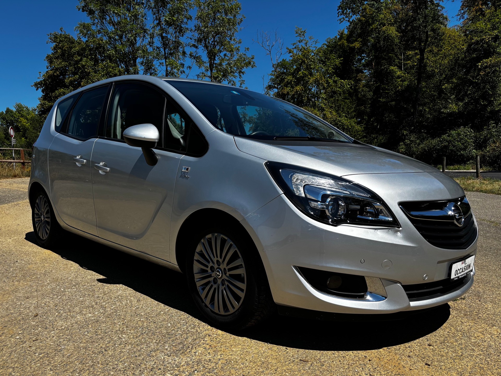 OPEL Meriva 1.4 Turbo Active Edition Automatic-image-5
