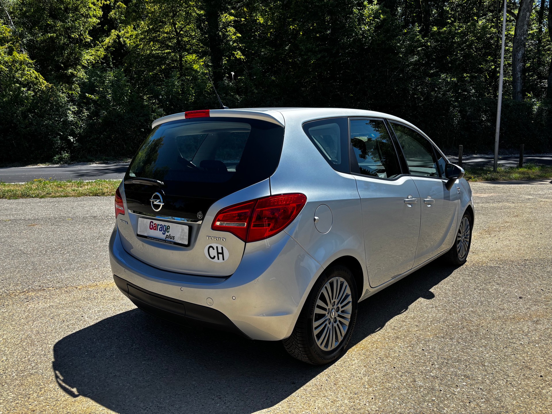 OPEL Meriva 1.4 Turbo Active Edition Automatic-image-3