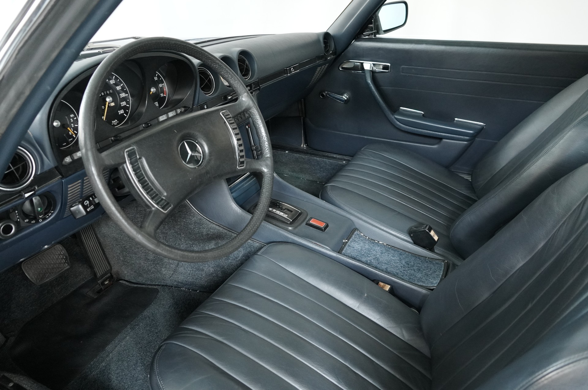 MERCEDES-BENZ 350 SLC (c107)-image-9