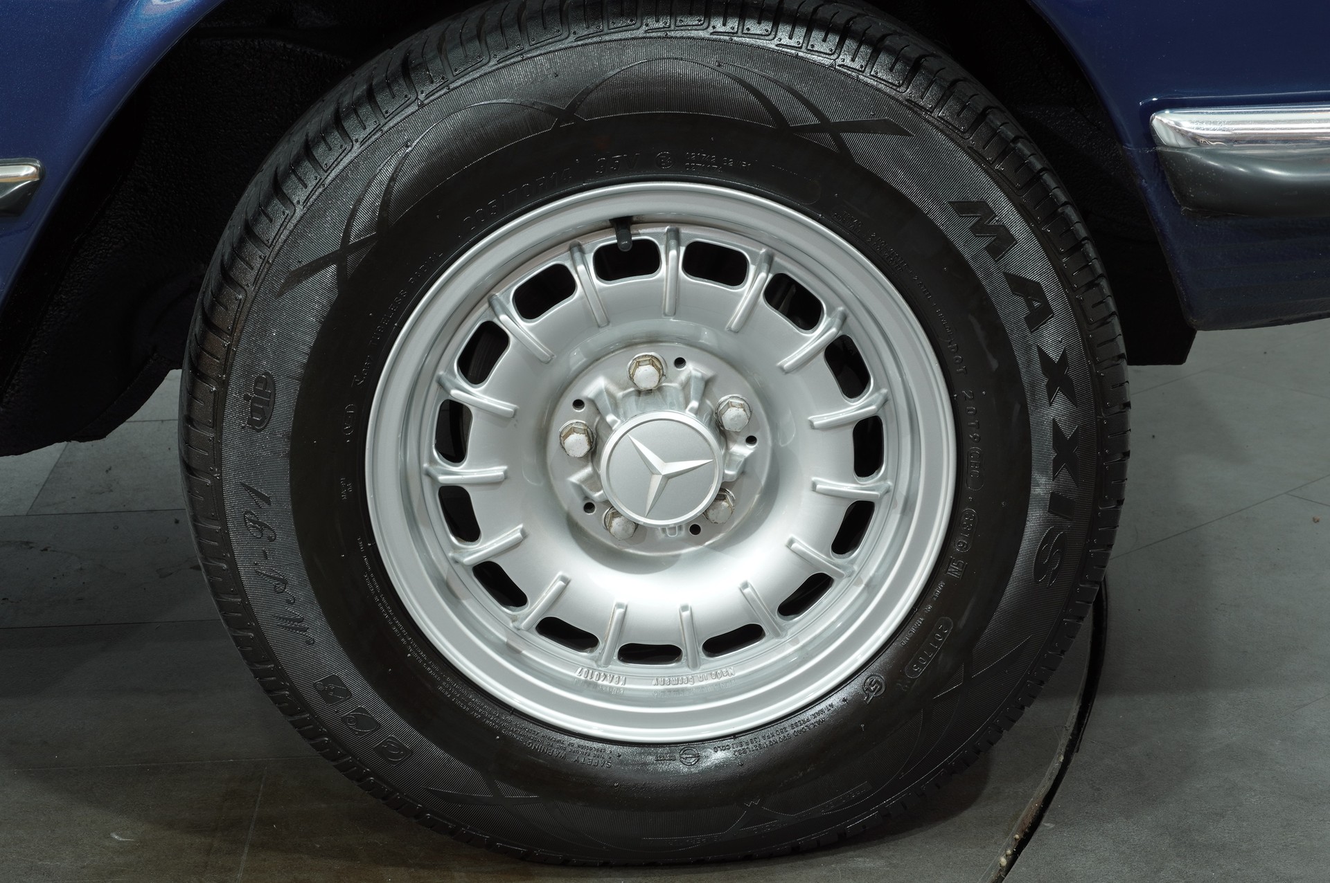 MERCEDES-BENZ 350 SLC (c107)-image-13