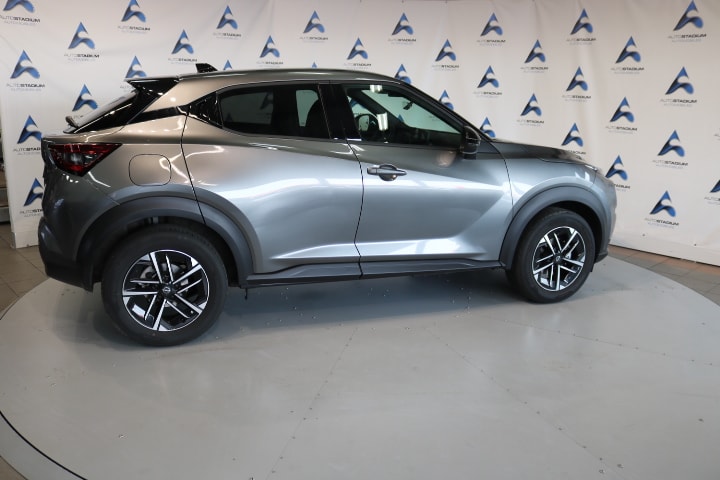 NISSAN Juke 1.0 DIG-T N-Connecta DCT-image-17