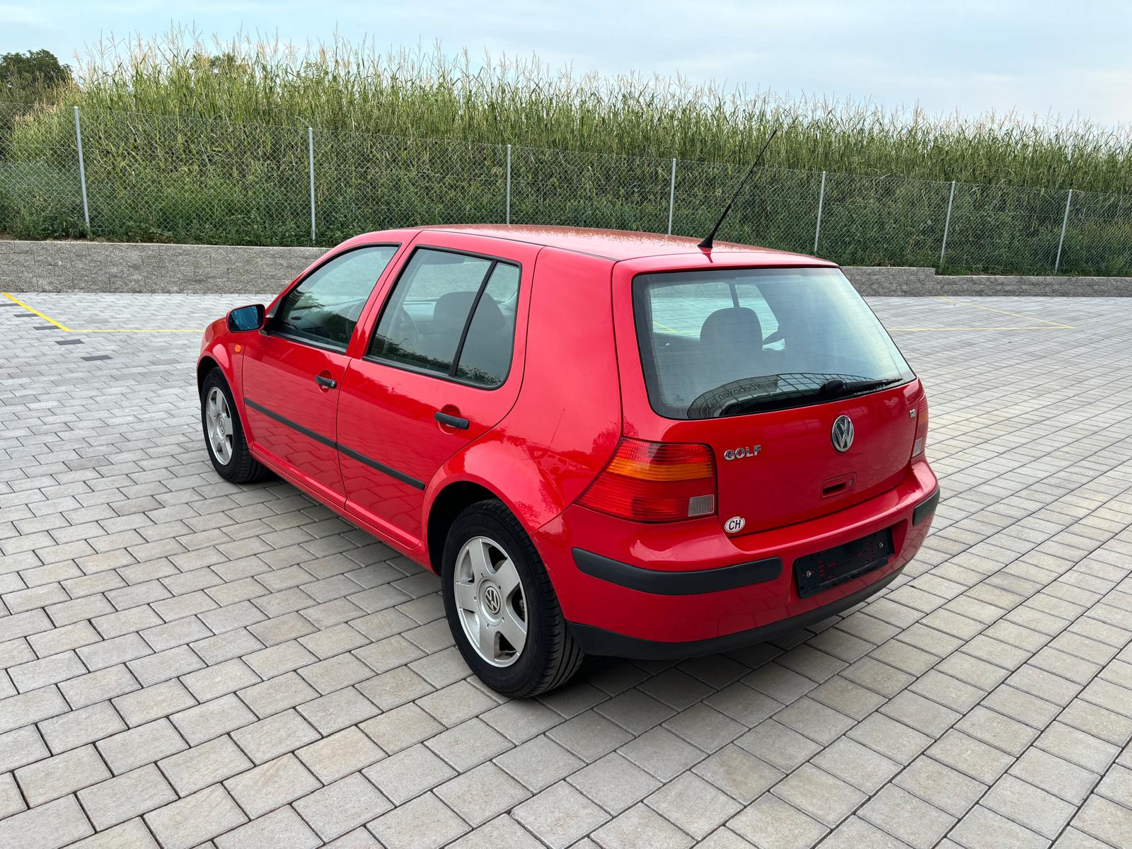 VW Golf 1.8 Comfortline-image-3