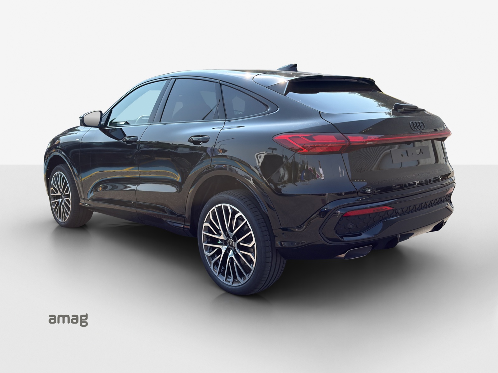 AUDI Q5 Sportback TFSI quattro 200 kW S-tronic-image-2