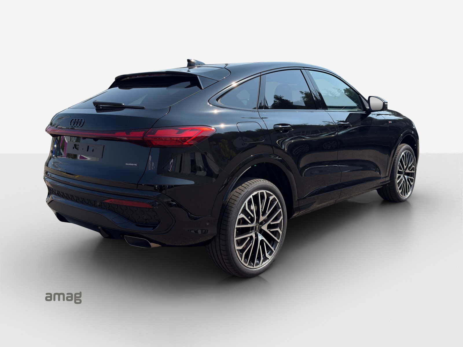 AUDI Q5 Sportback TFSI quattro 200 kW S-tronic-image-4
