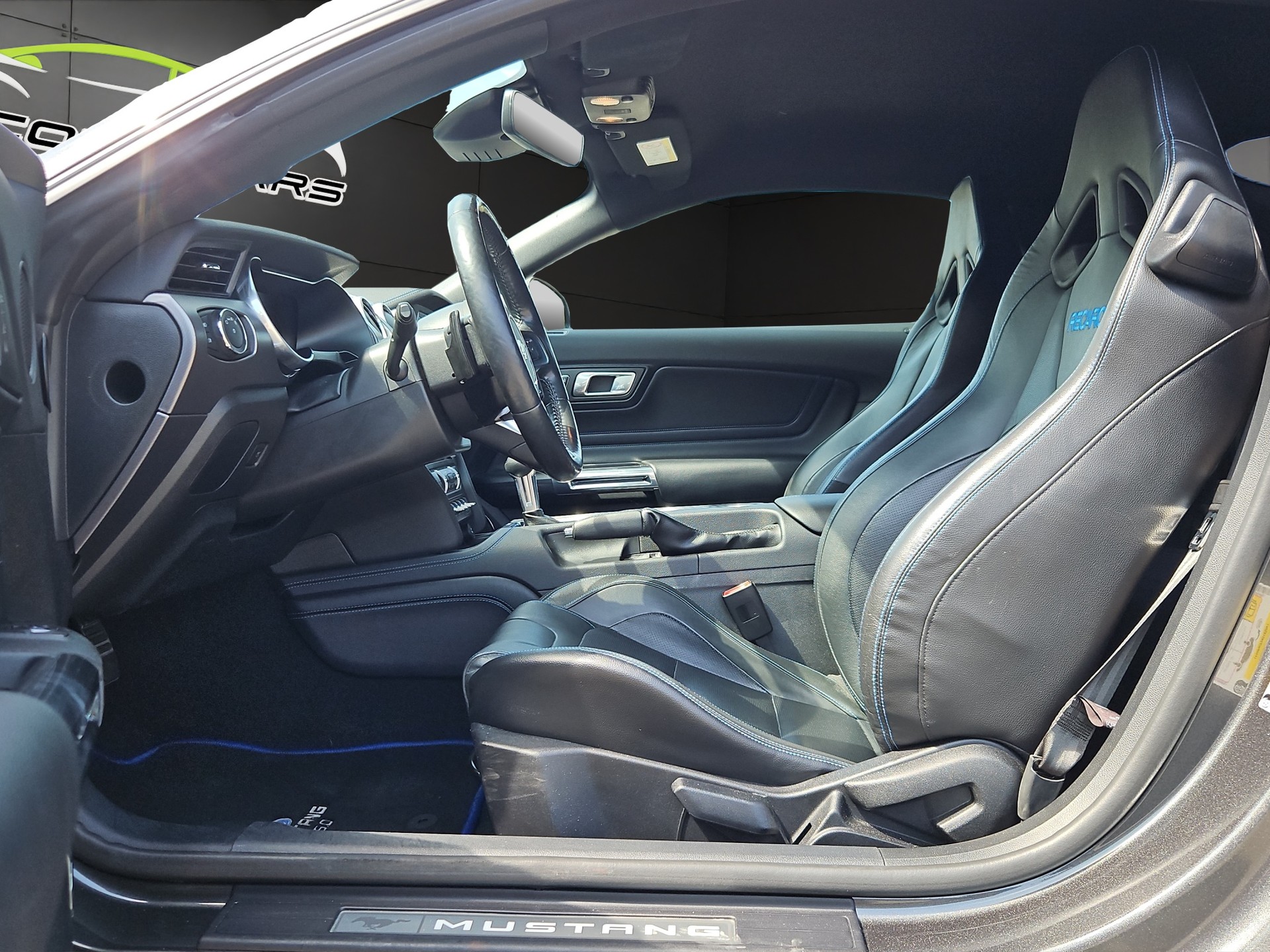 FORD Mustang Fastback 5.0 V8 GT Automat-image-8