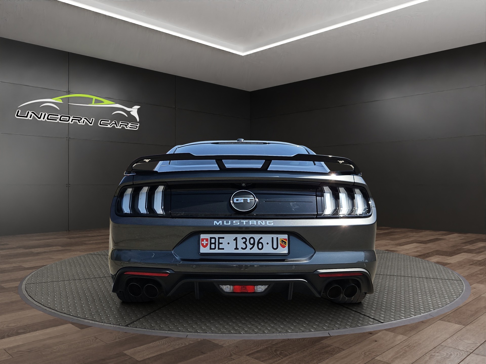 FORD Mustang Fastback 5.0 V8 GT Automat-image-3