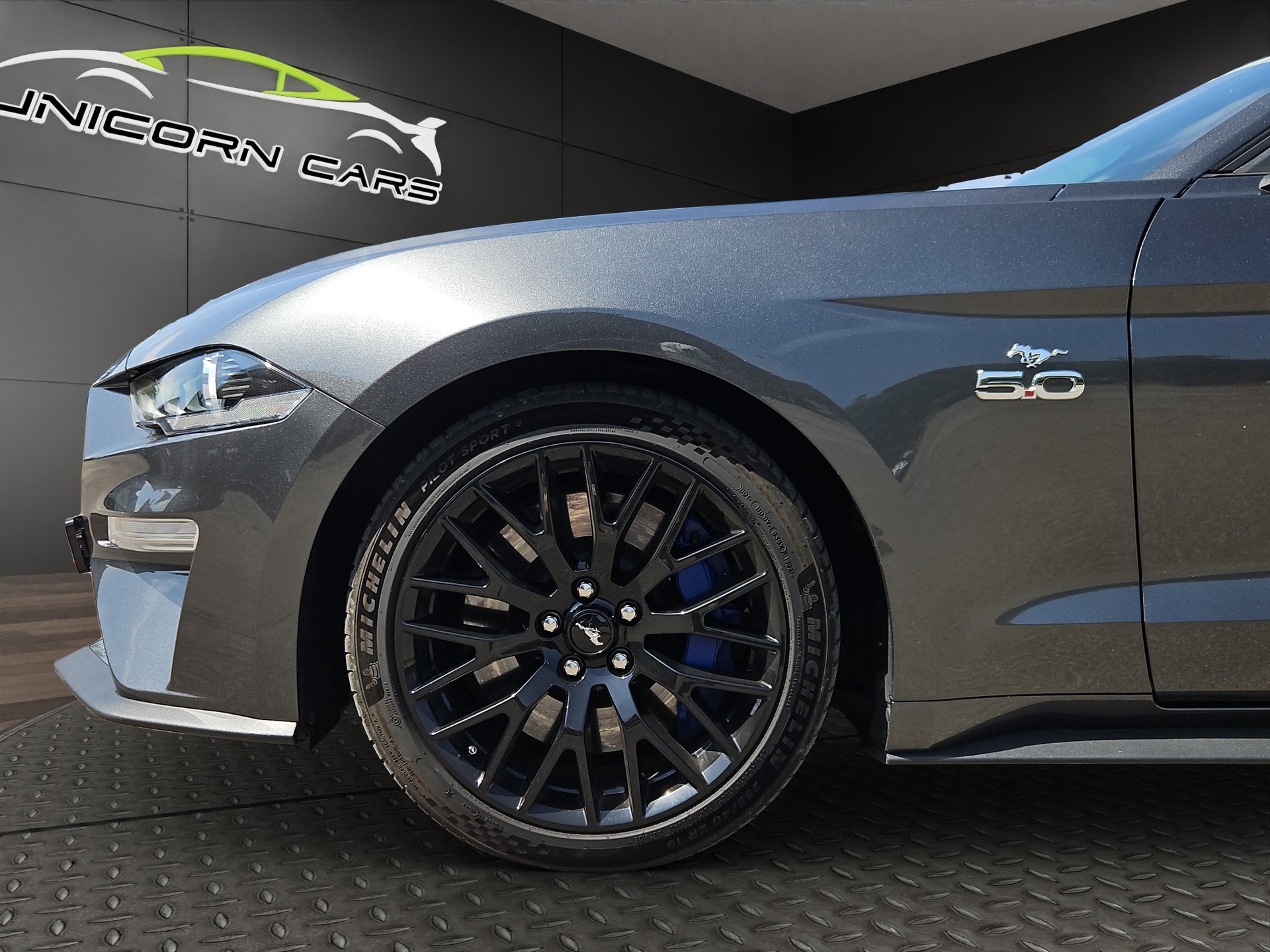 FORD Mustang Fastback 5.0 V8 GT Automat-image-22