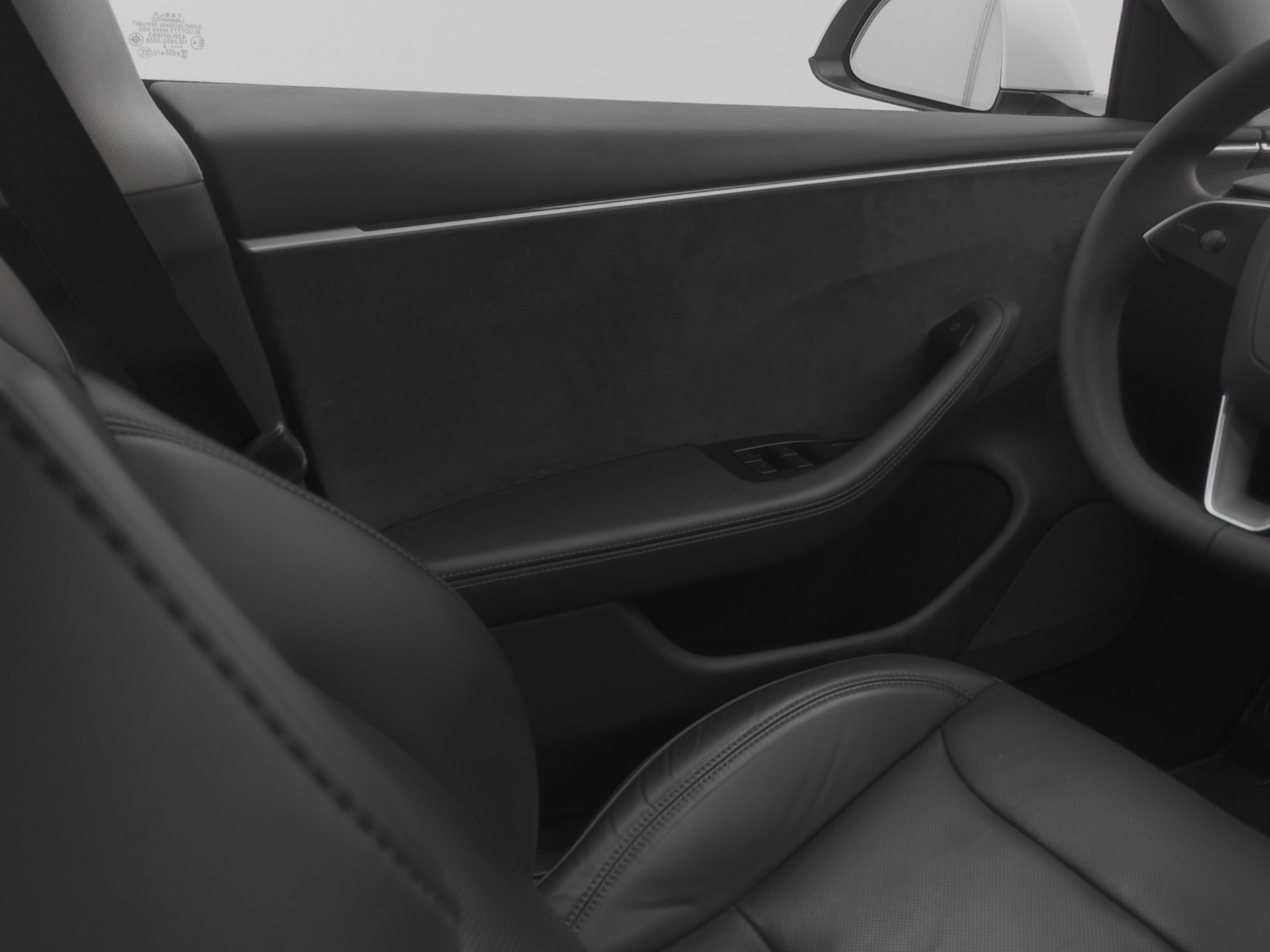 TESLA Model 3 Long Range Dual Motor AWD-image-6