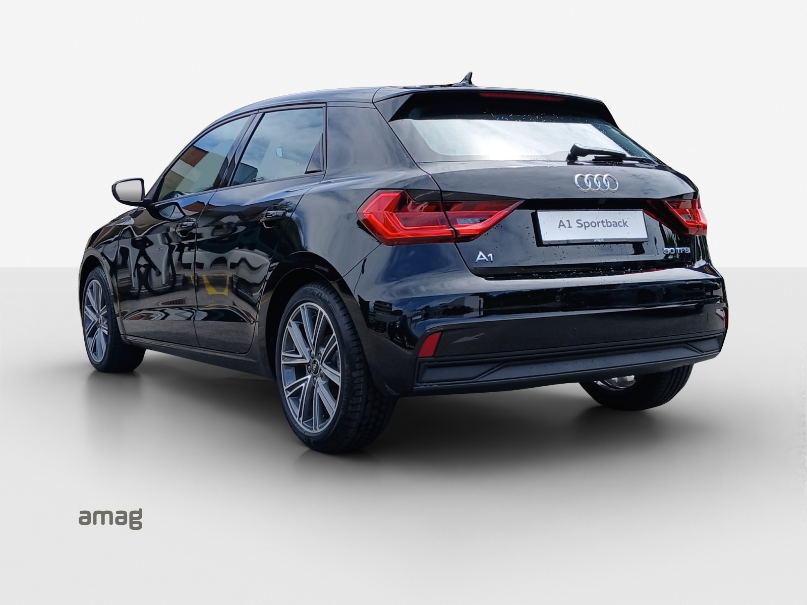 AUDI A1 Sportback 30 TFSI Attraction S-tronic-image-2