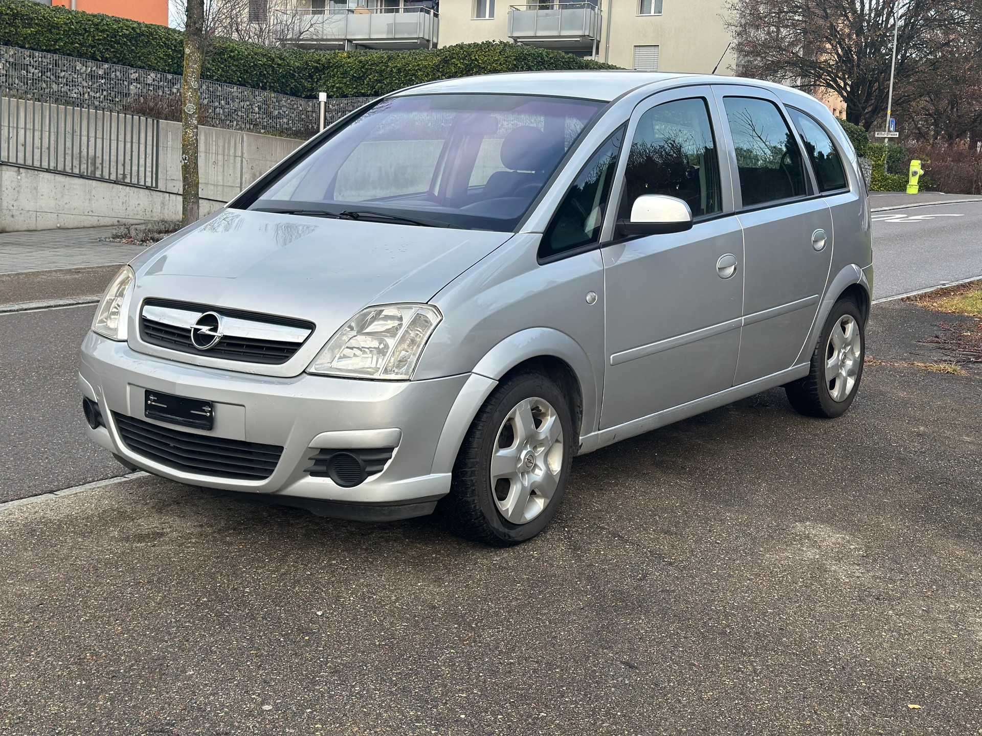 OPEL Meriva 1.8i 16V Cosmo-image-0