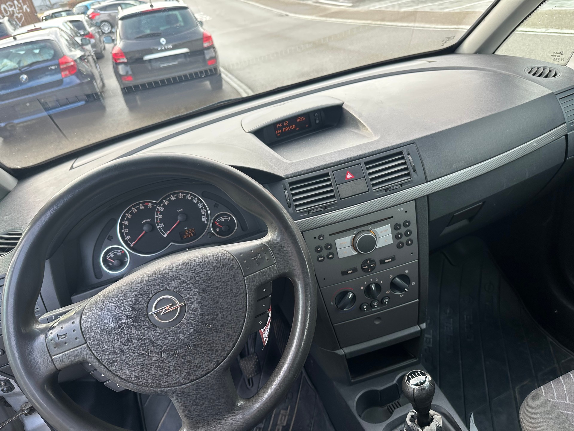 OPEL Meriva 1.8i 16V Cosmo-image-10