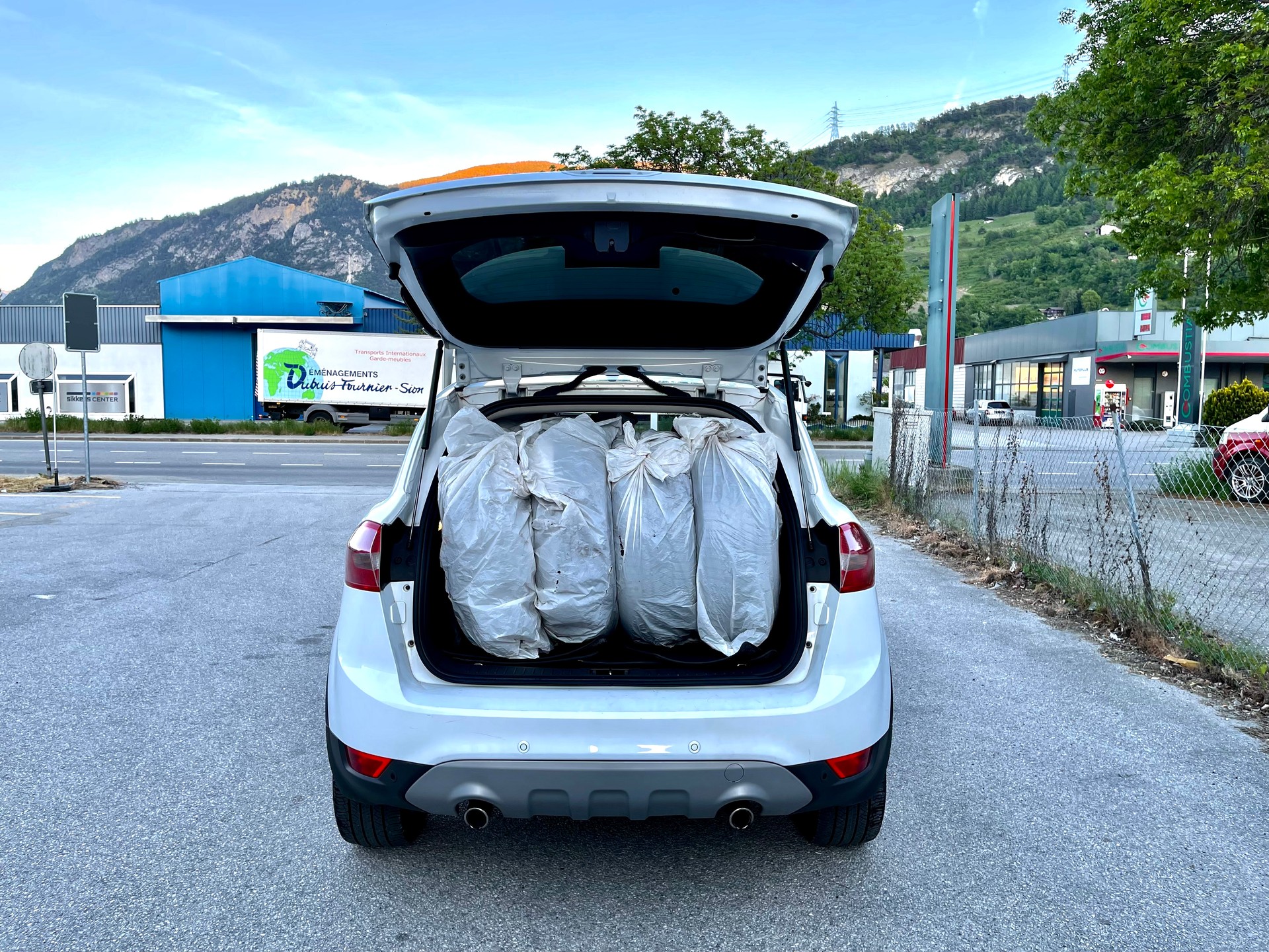 FORD Kuga 2.0 TDCi Titanium 4WD PowerShift-image-5