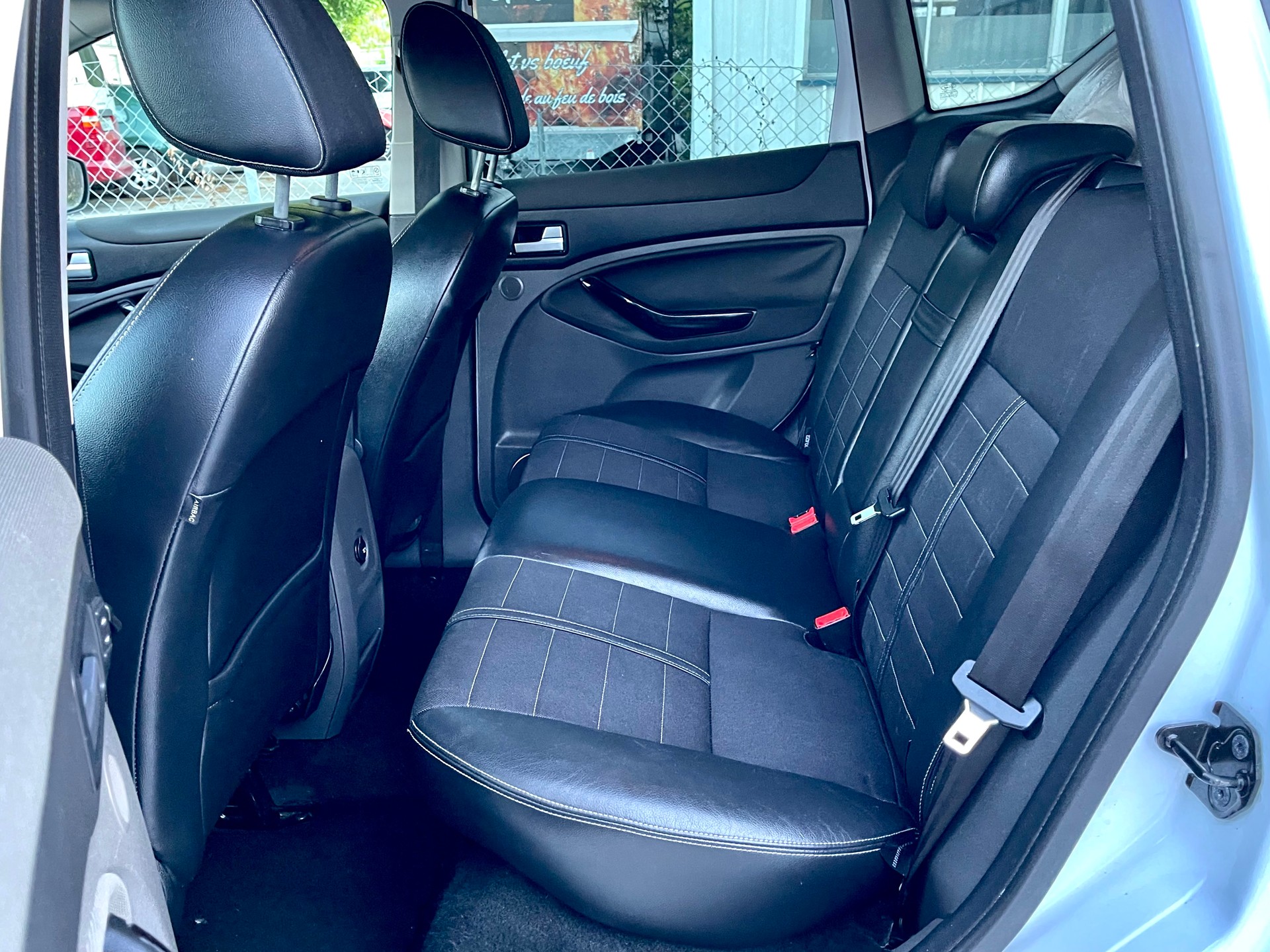 FORD Kuga 2.0 TDCi Titanium 4WD PowerShift-image-8