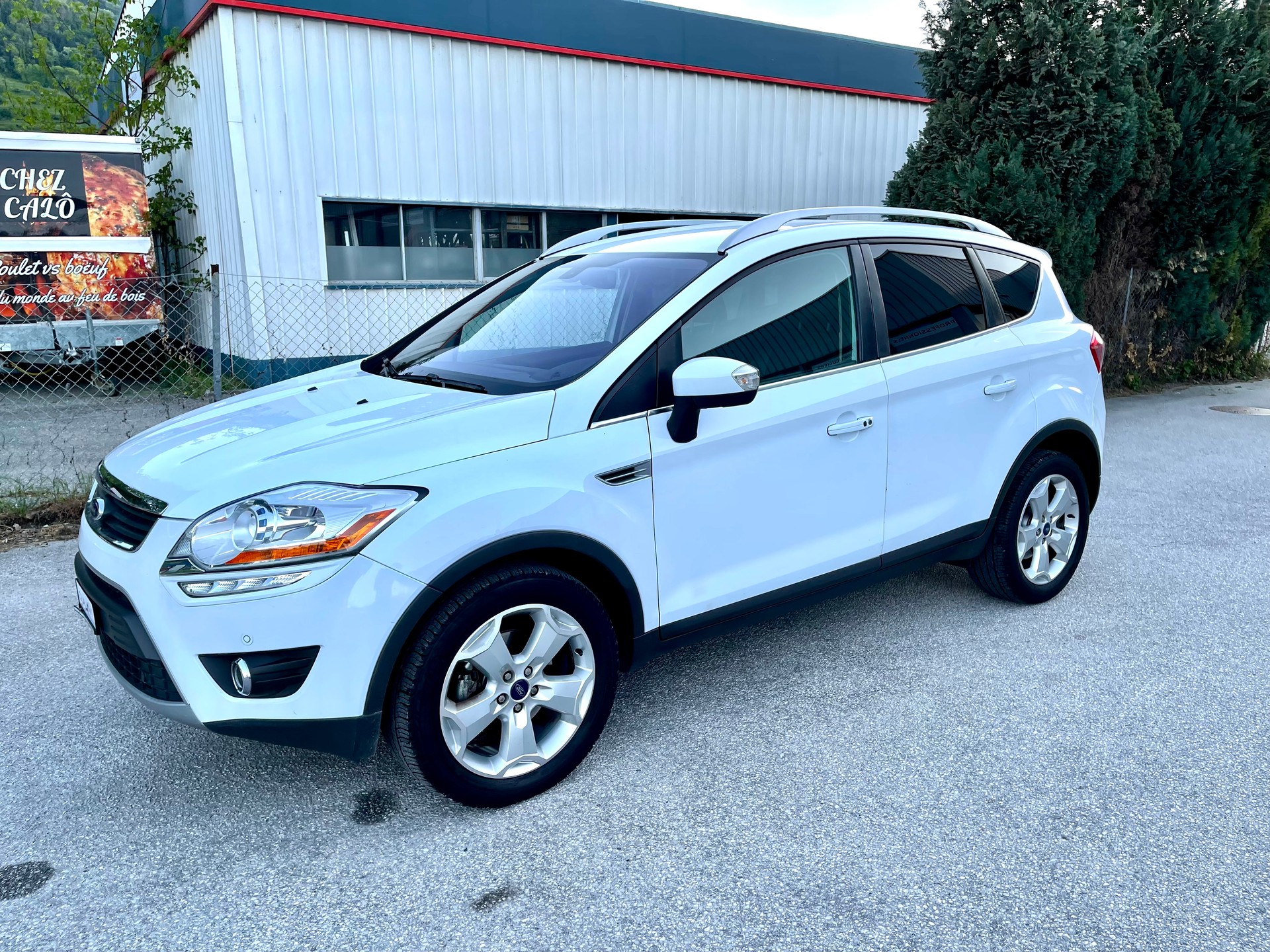 FORD Kuga 2.0 TDCi Titanium 4WD PowerShift-image-20