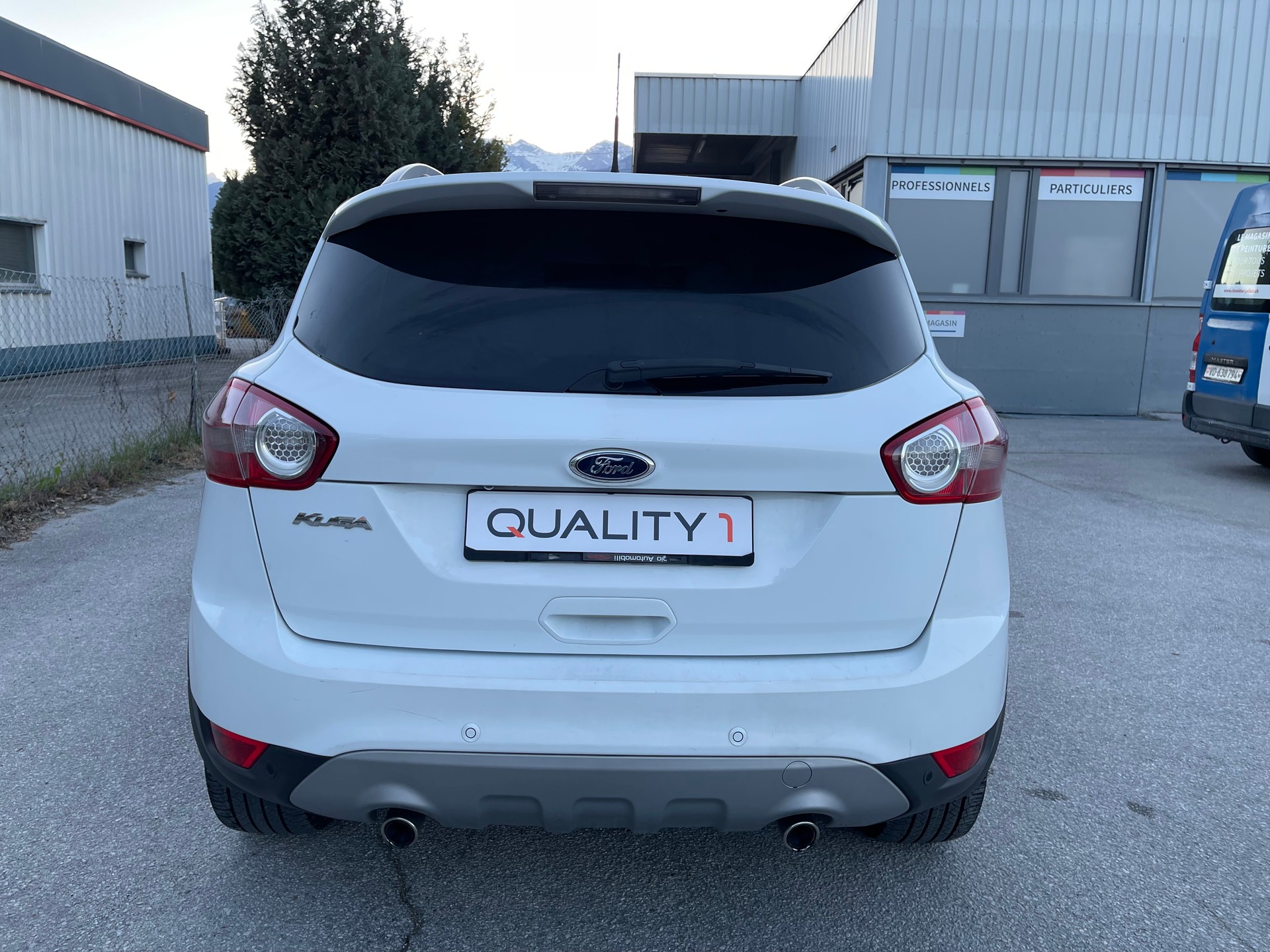 FORD Kuga 2.0 TDCi Titanium 4WD PowerShift-image-24
