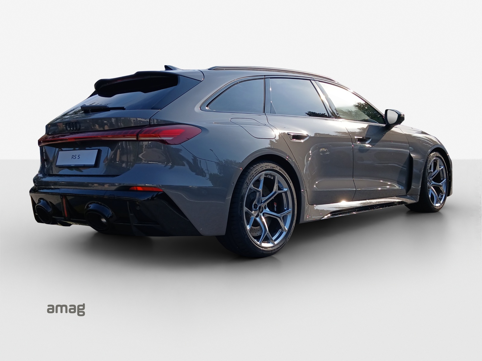 AUDI RS 5 Avant TFSI 470 kW Tiptronic quattro-image-4