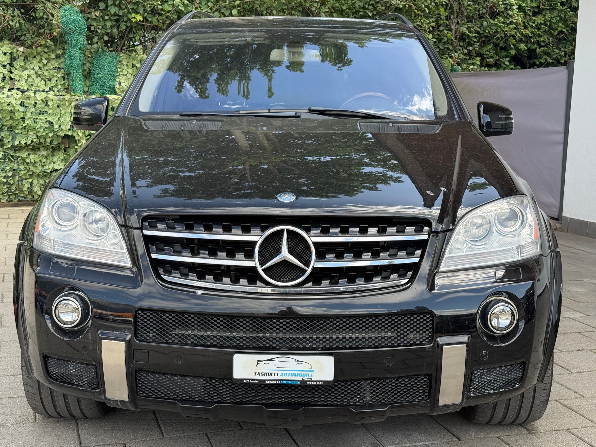 MERCEDES-BENZ ML 63 AMG-image-1