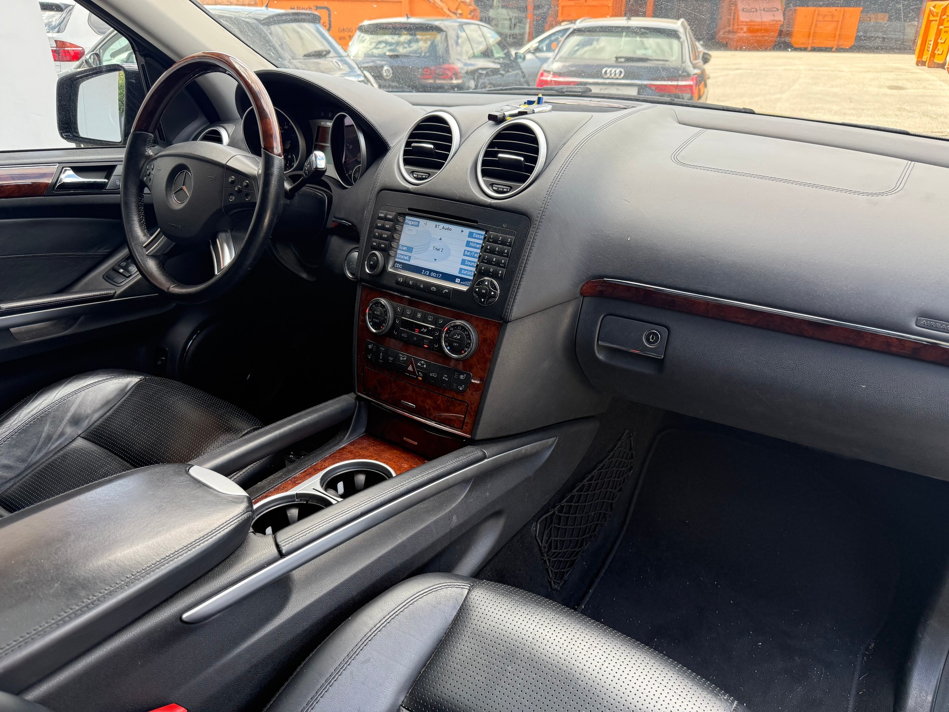 MERCEDES-BENZ ML 63 AMG-image-7