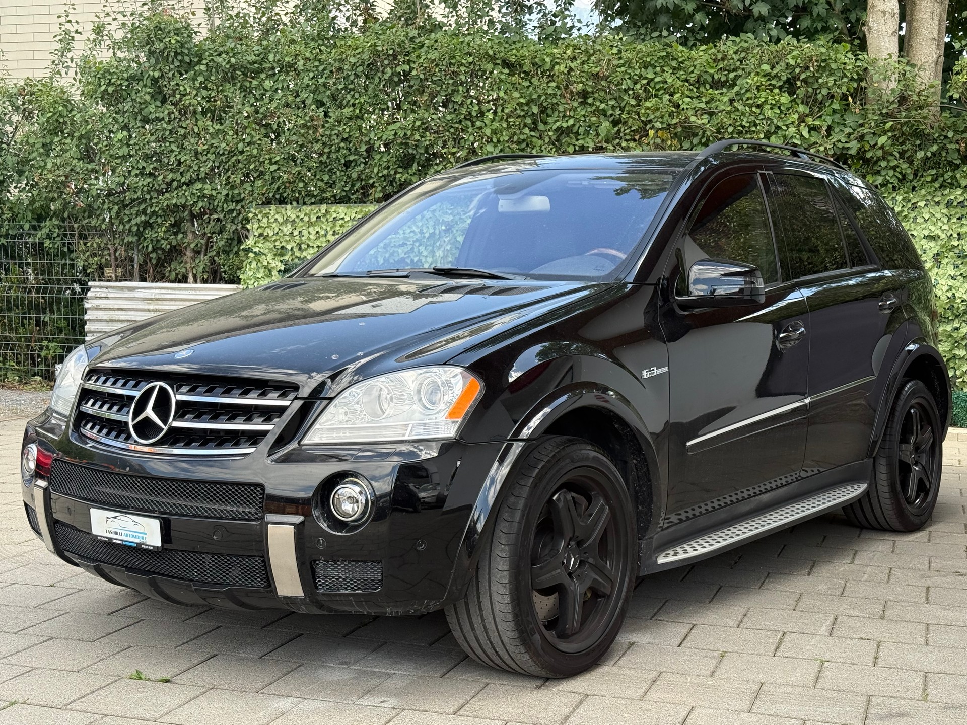 MERCEDES-BENZ ML 63 AMG-image-2