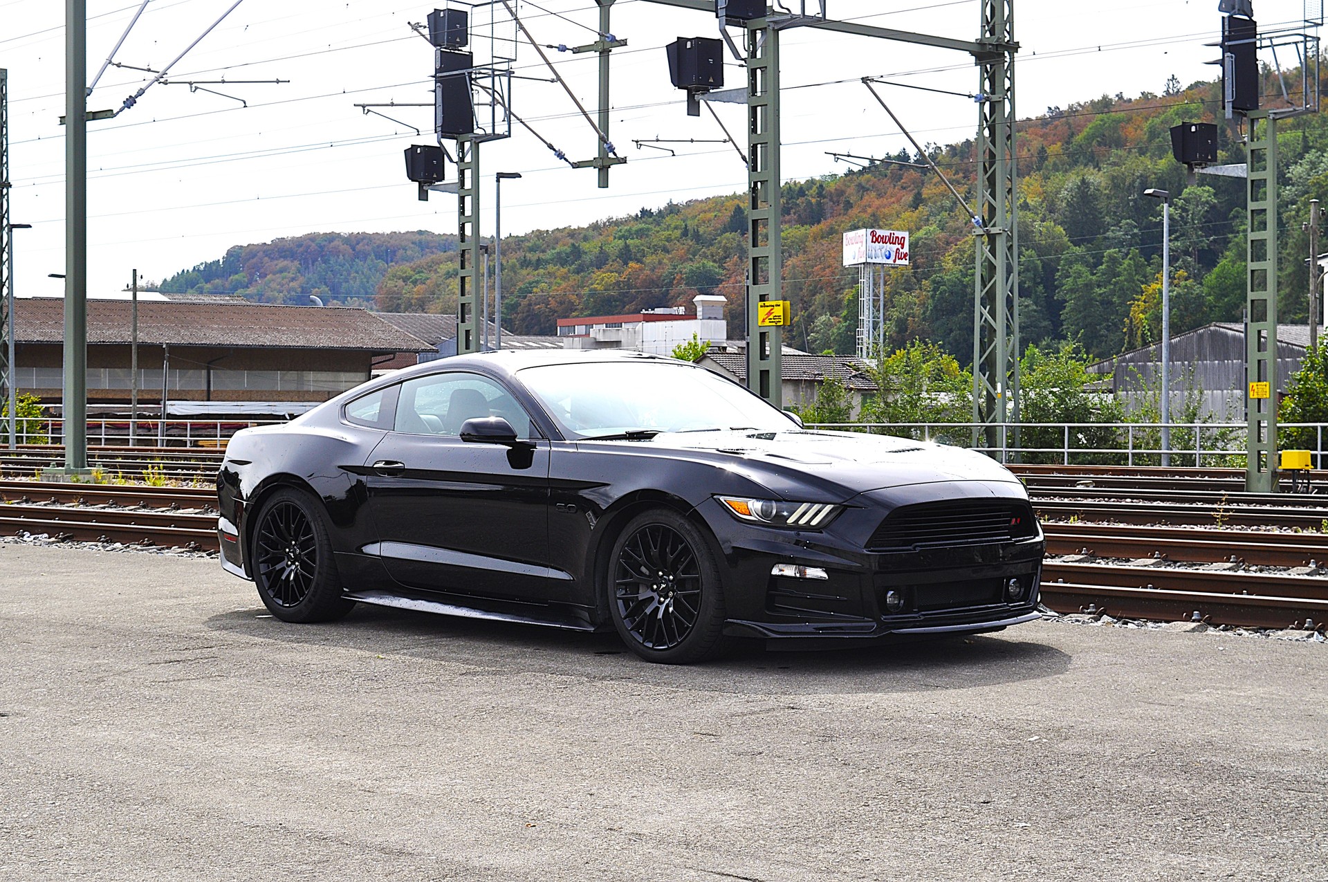 FORD Mustang Fastback 5.0 V8 GT Black Shadow Edition-image-1