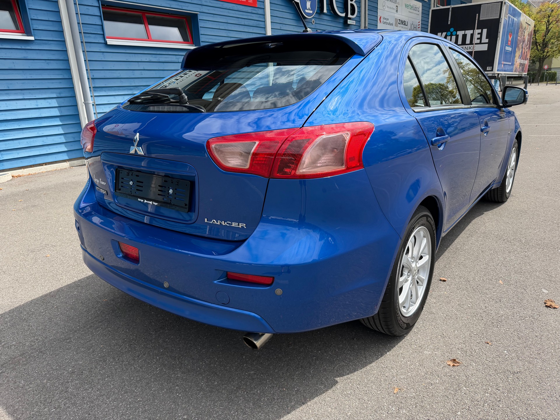 MITSUBISHI Lancer Sportback 1.8 Invite CVT-image-2