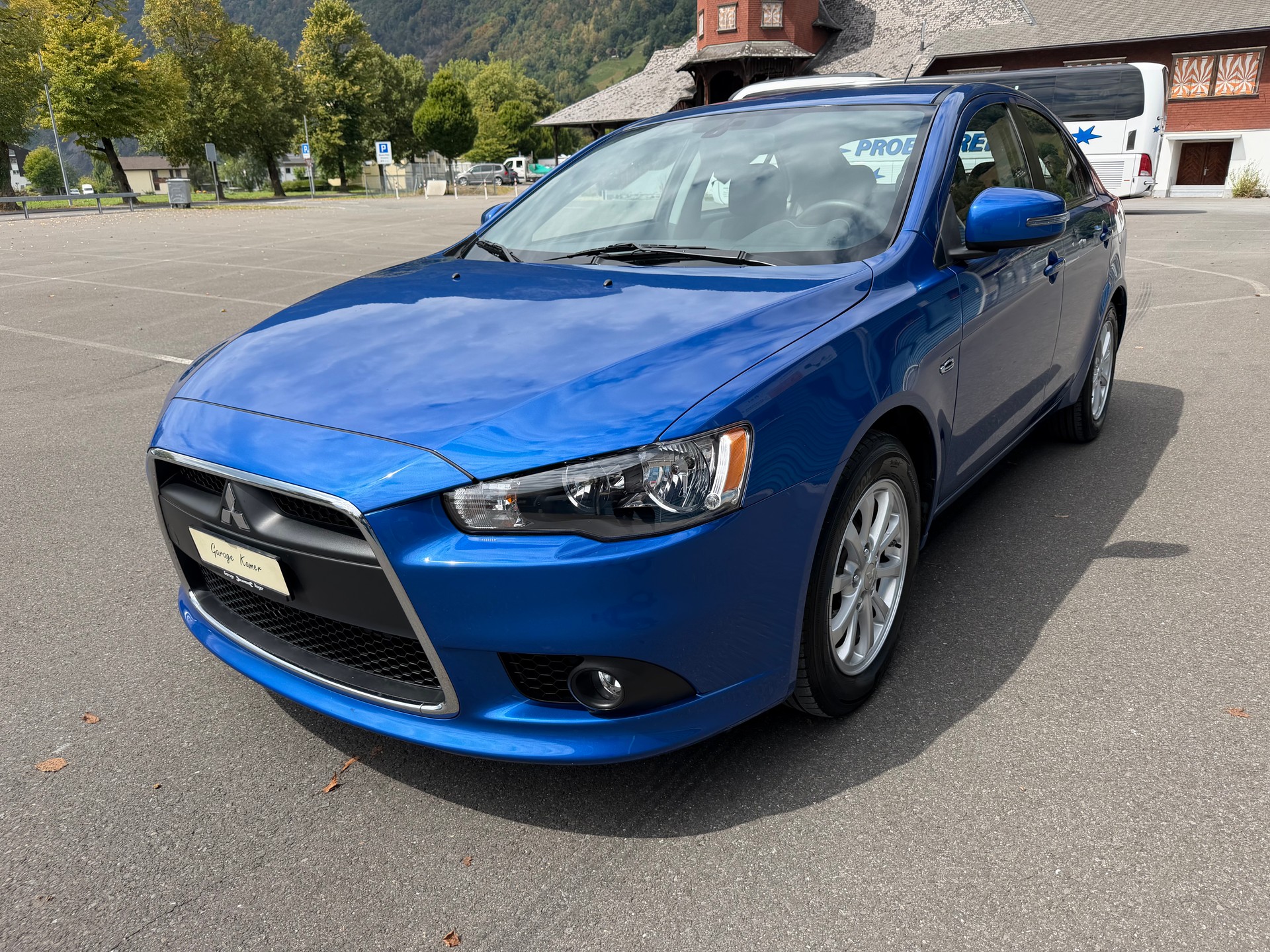 MITSUBISHI Lancer Sportback 1.8 Invite CVT-image-1