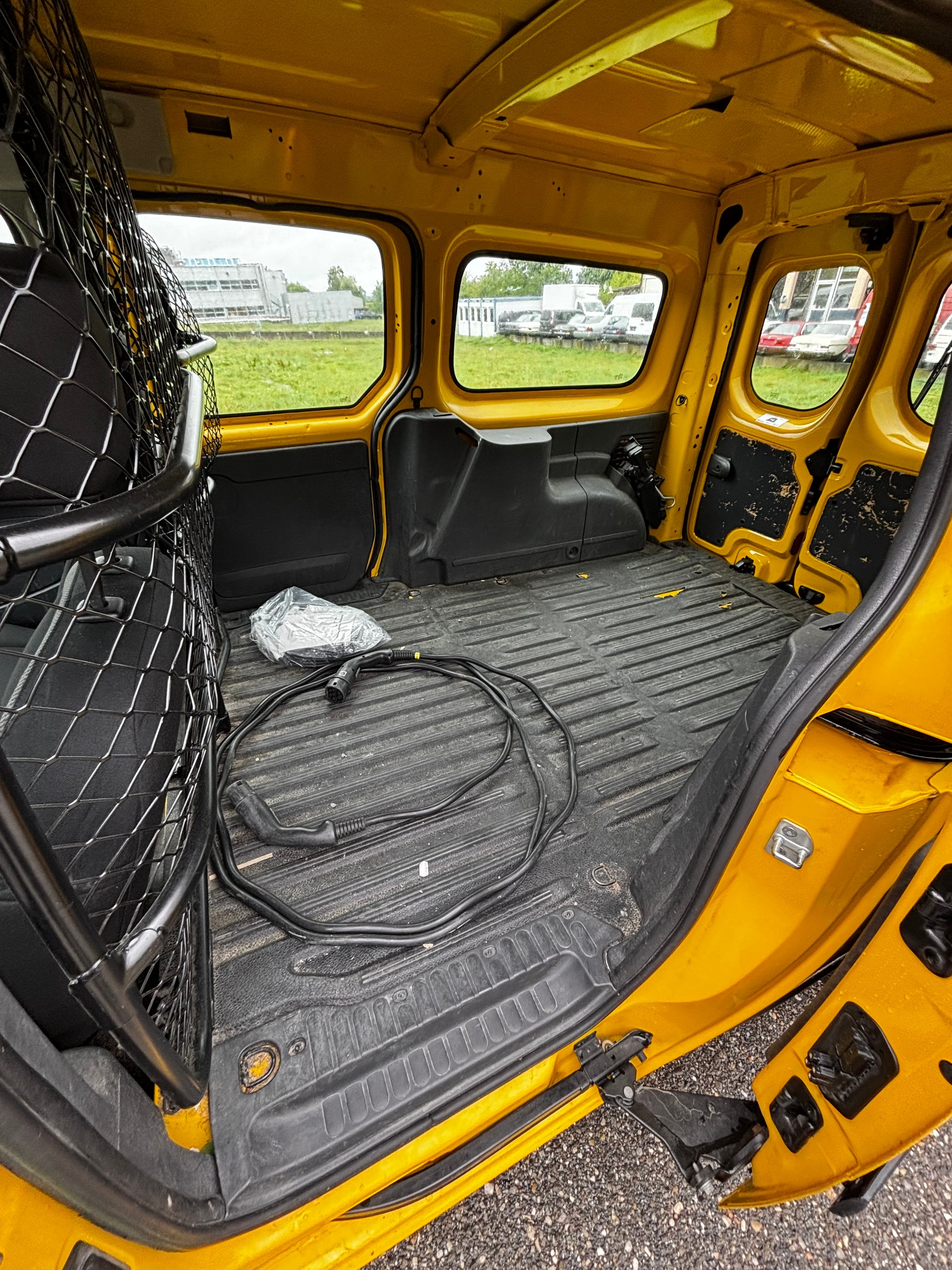 RENAULT Kangoo Maxi Z.E. 33 R60 Business 2 Pl.-image-11