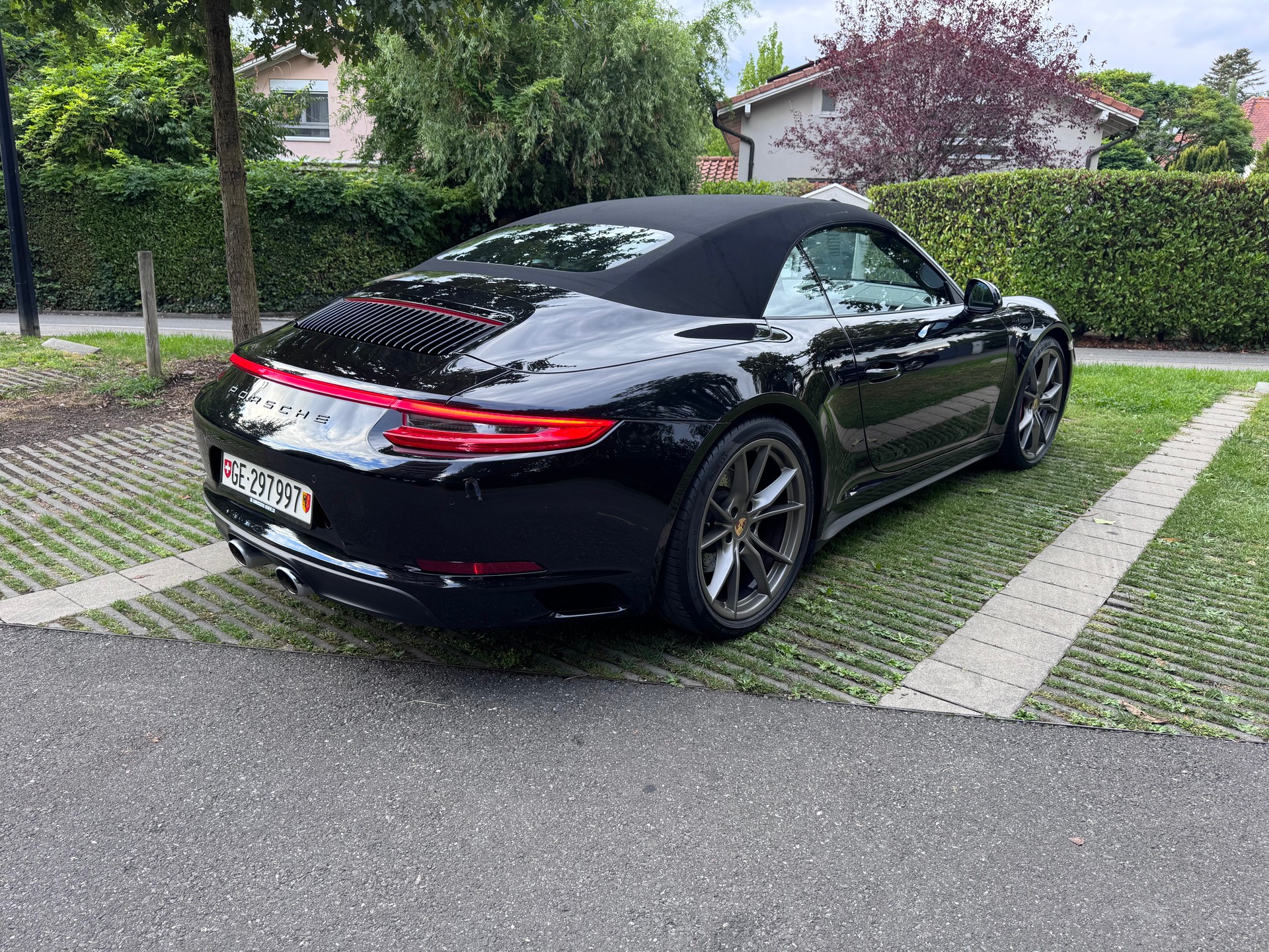 PORSCHE 3.0 Carrera 4S PDK-image-1