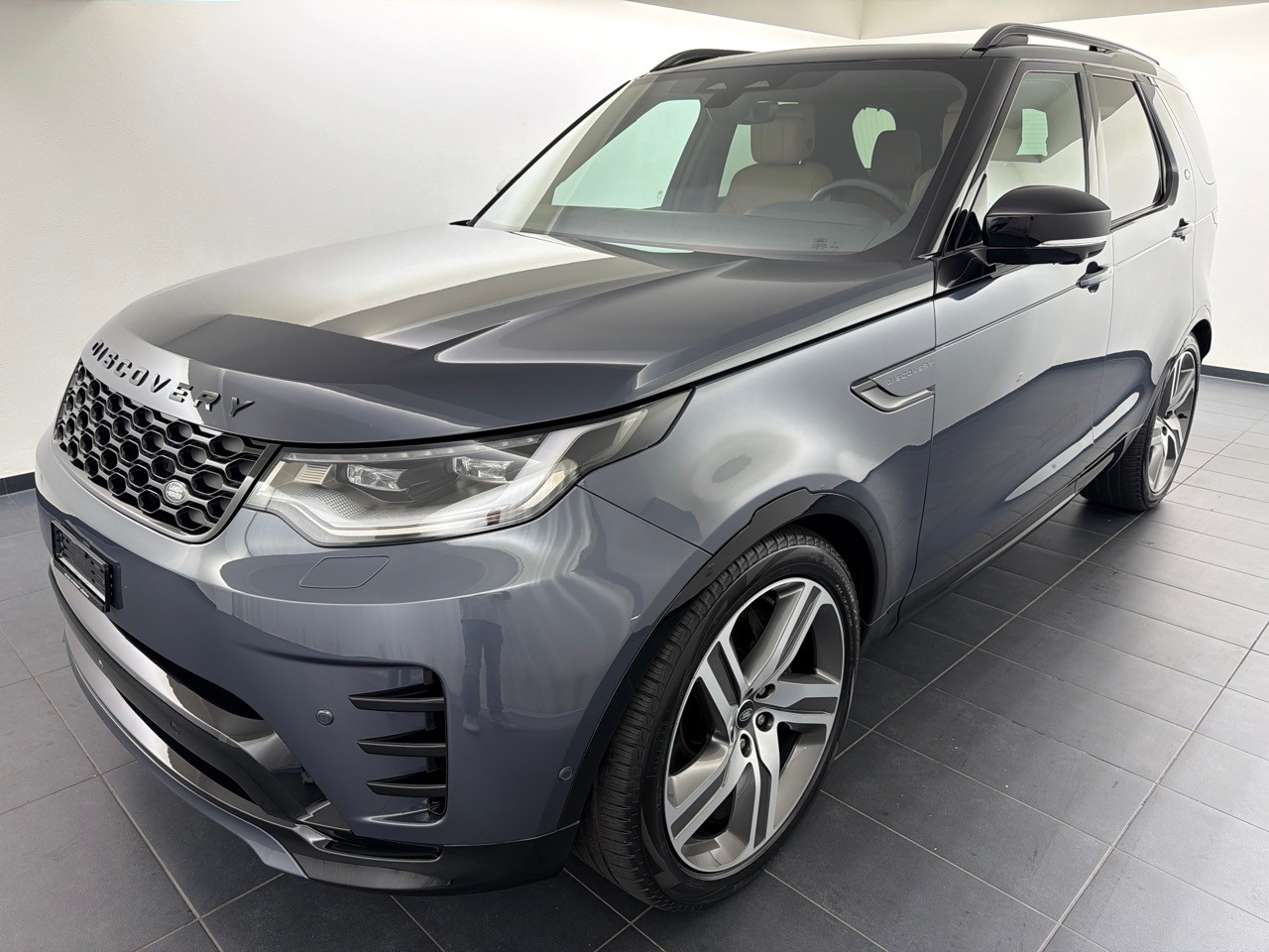LAND ROVER Disco 3.0D I6 350 Dyn HSE-image-0