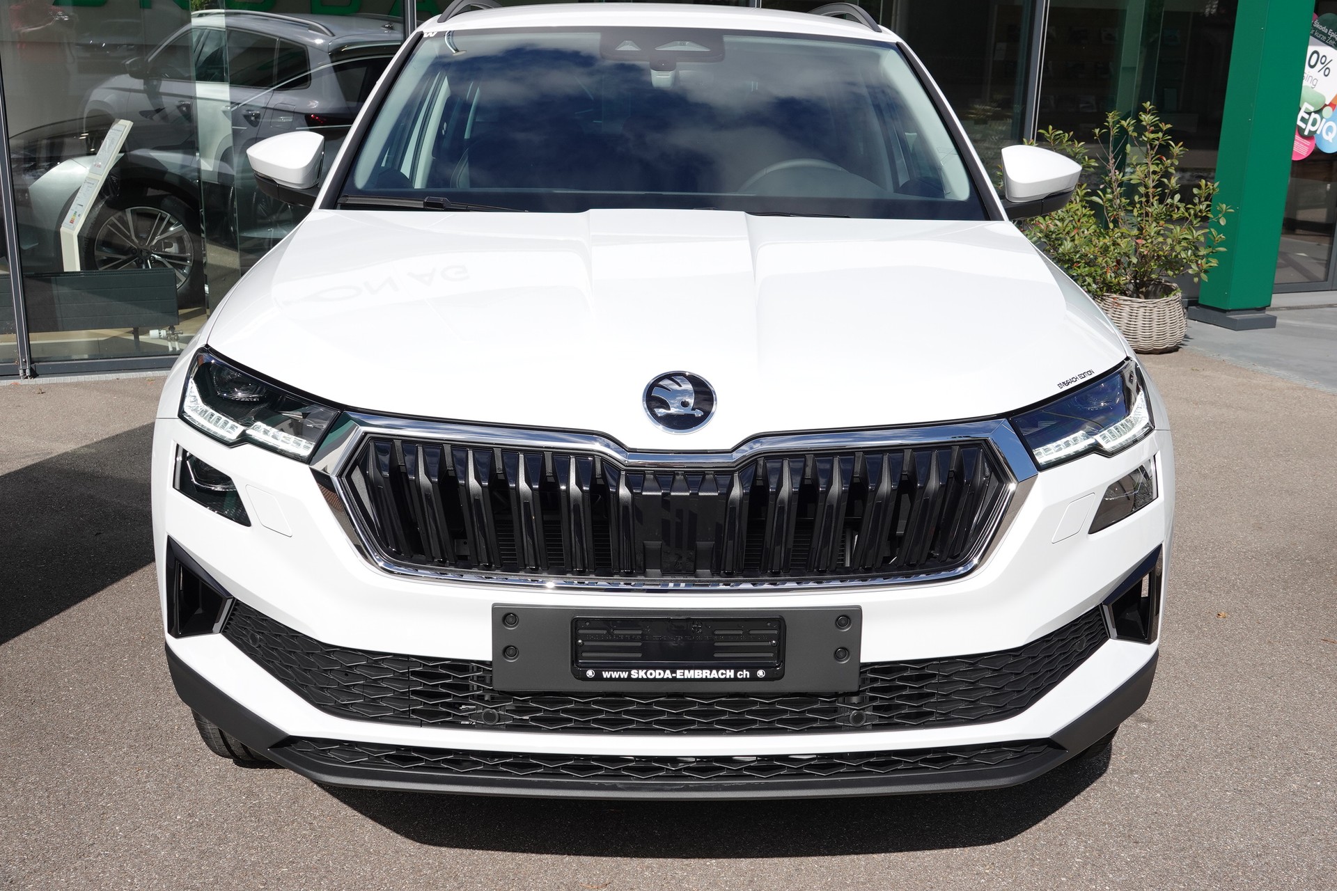 SKODA Karoq 1.5 TSI Dynamic DSG-image-1