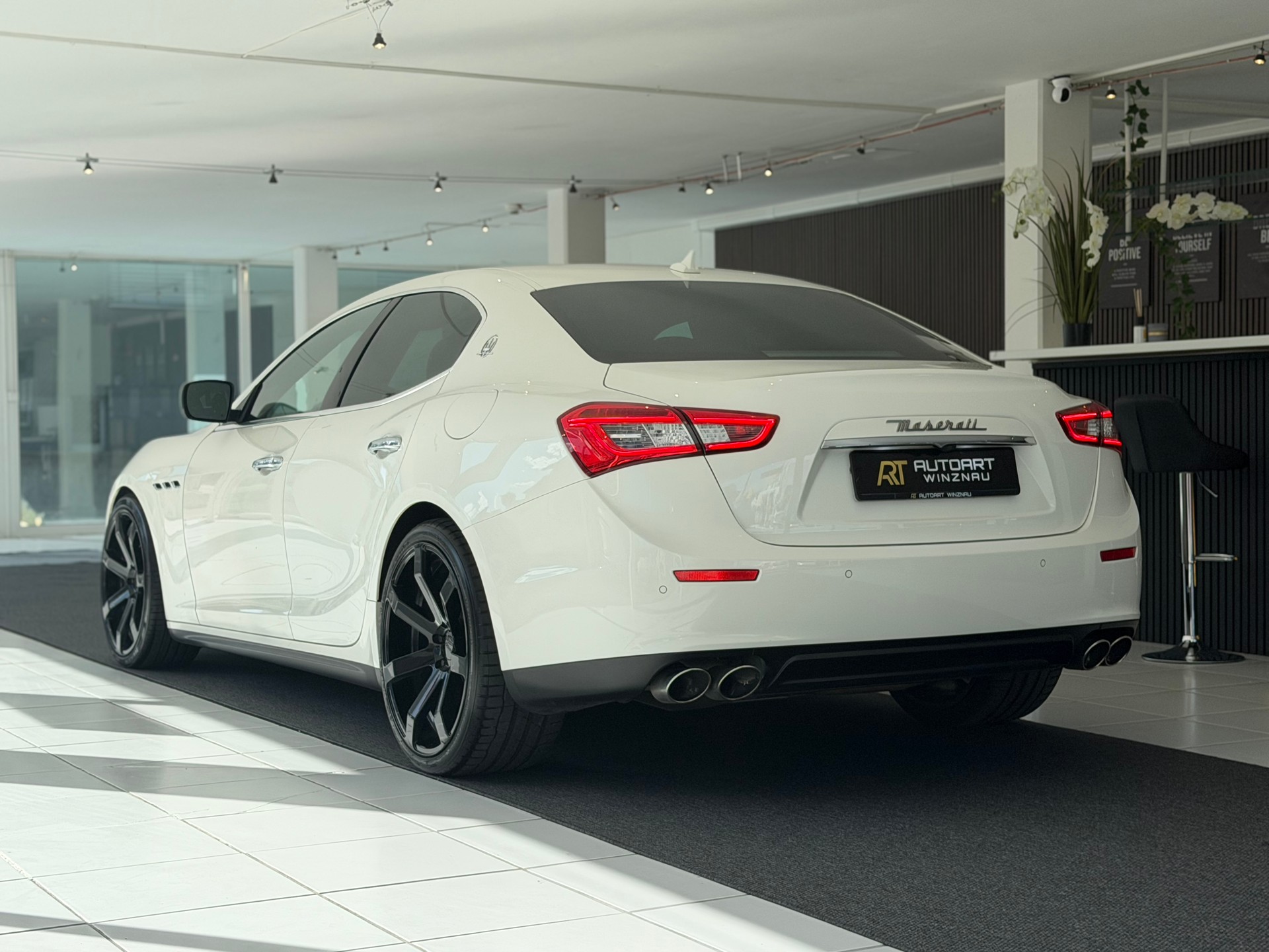 MASERATI Ghibli Sport D 3.0 V6 Automatica **Frisch ab MFK**-image-8