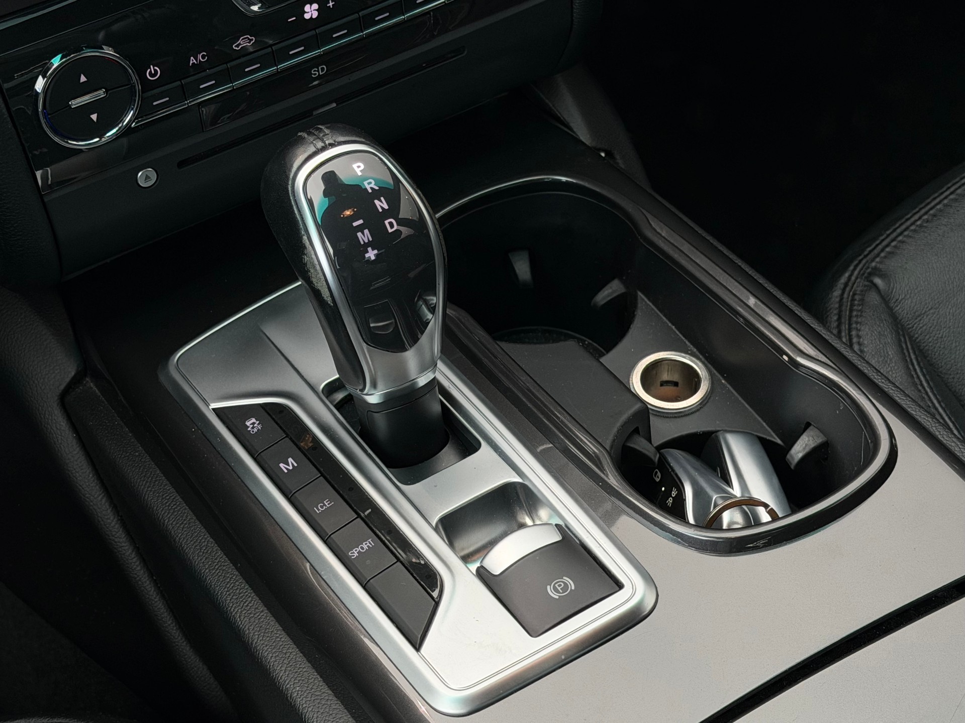 MASERATI Ghibli Sport D 3.0 V6 Automatica **Frisch ab MFK**-image-15