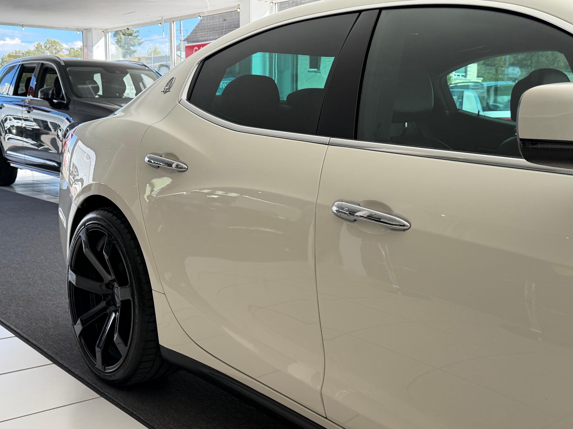 MASERATI Ghibli Sport D 3.0 V6 Automatica **Frisch ab MFK**-image-5
