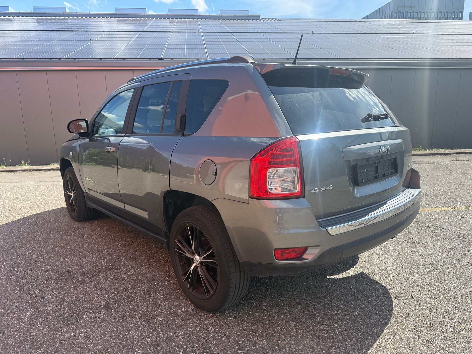 JEEP Compass 2.4 Limited CVT-image-6