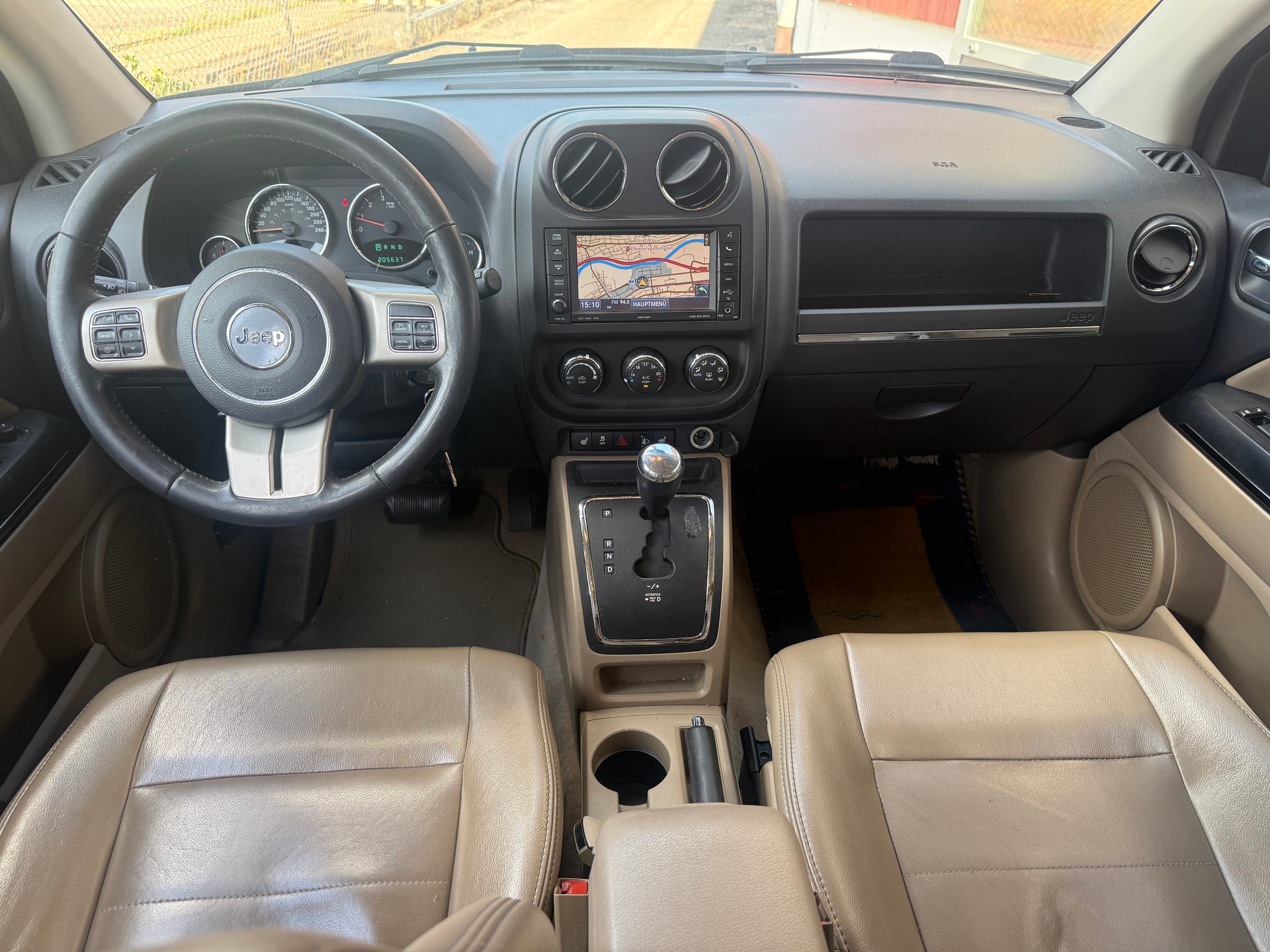 JEEP Compass 2.4 Limited CVT-image-9