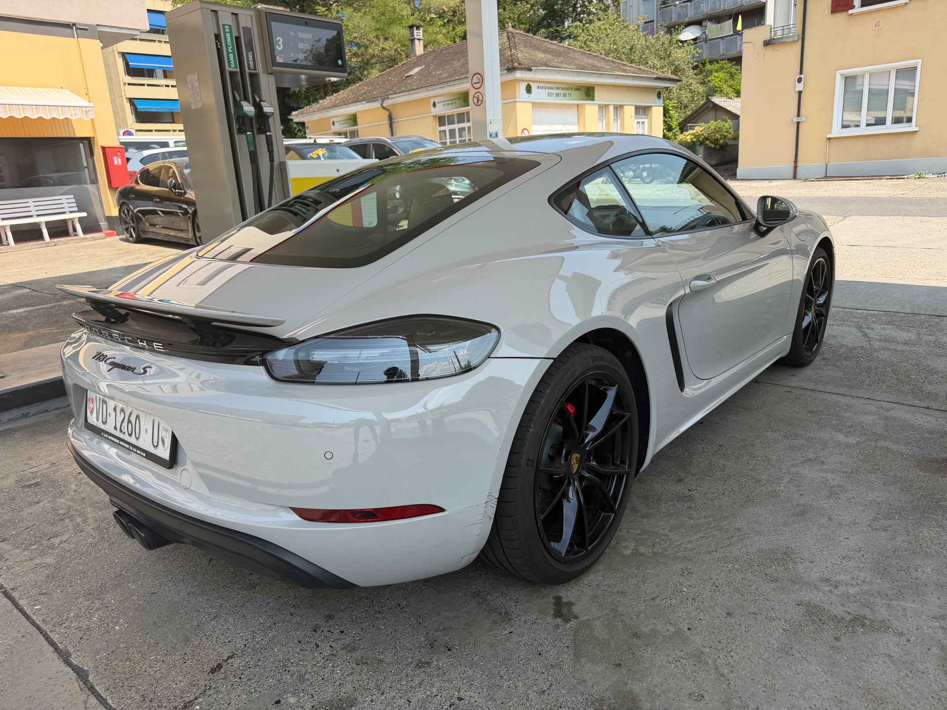 PORSCHE Cayman S-image-3