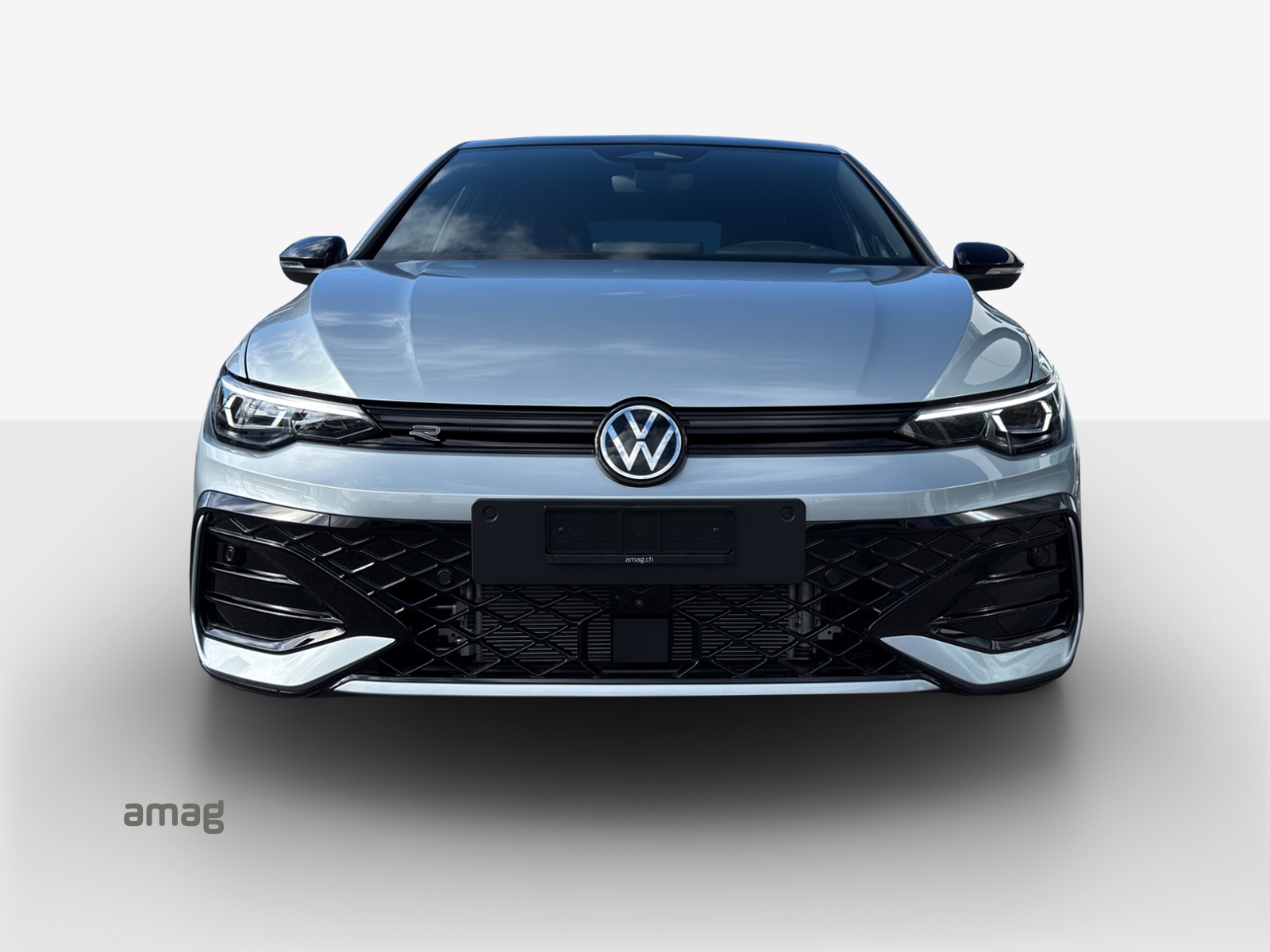 VW Golf 1.5 e TSI mHEV R-Line DSG-image-6