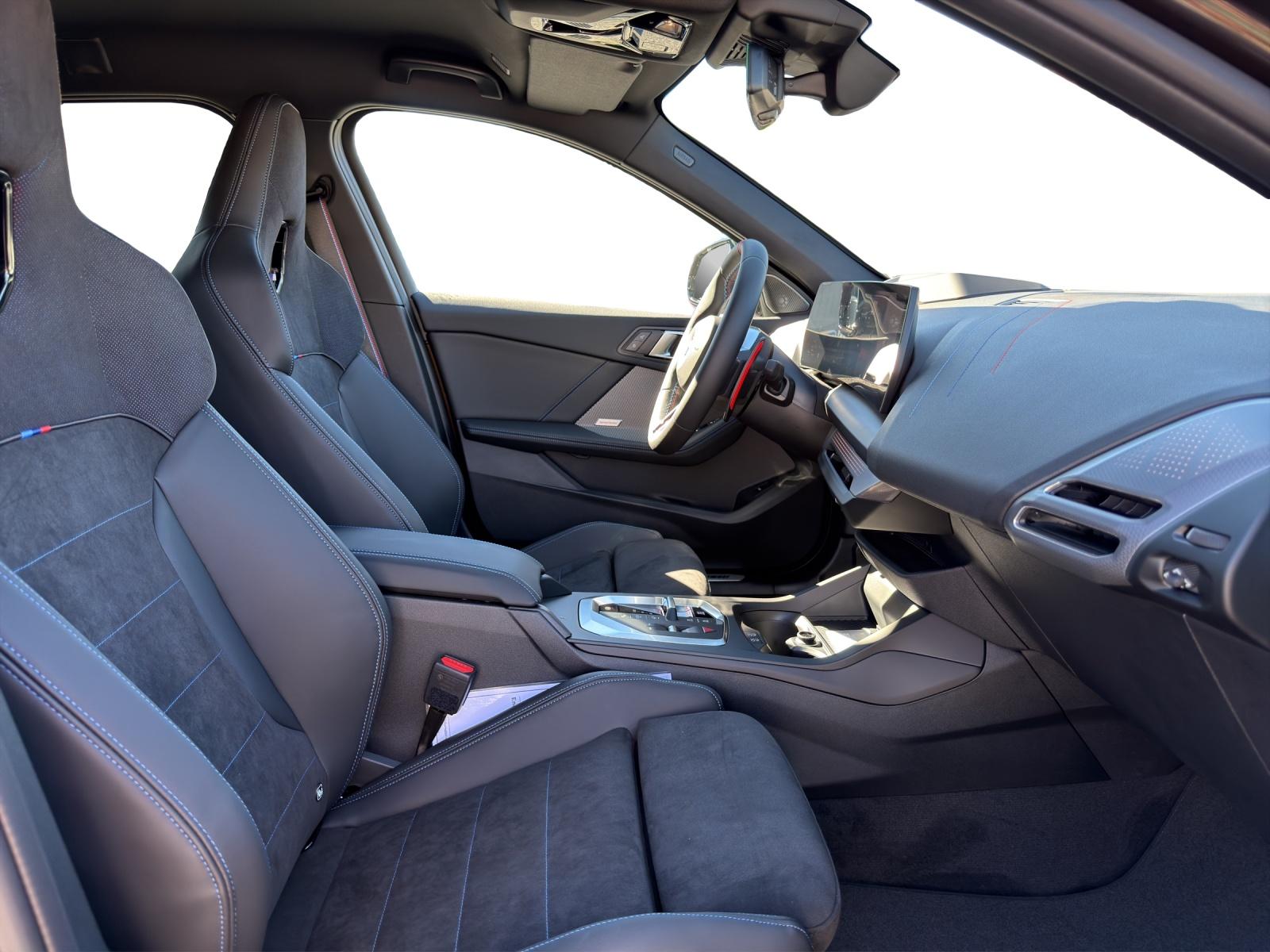 BMW M135i xDrive-image-17