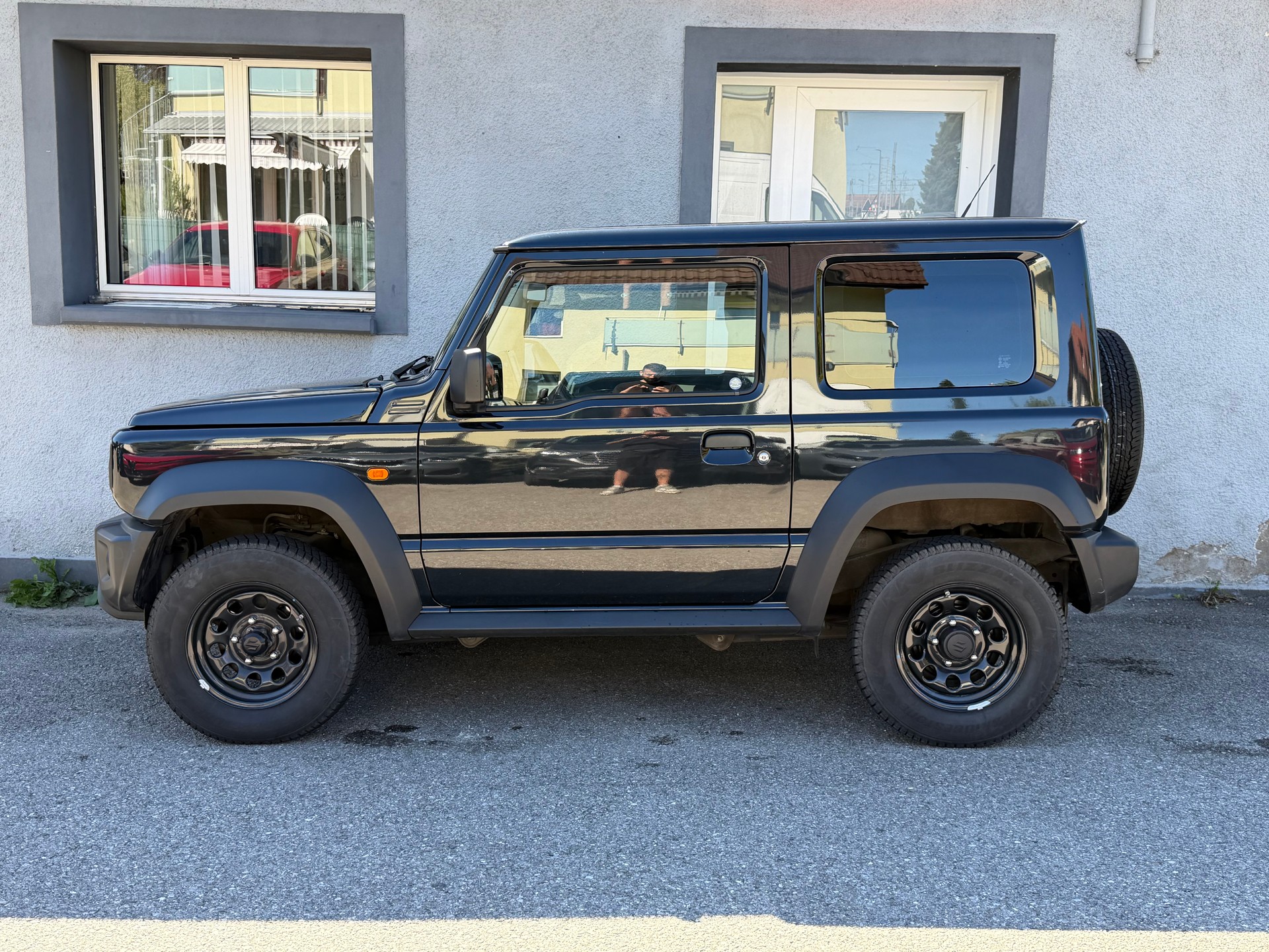 SUZUKI Jimny 1.5 Compact+ 4x4-image-2